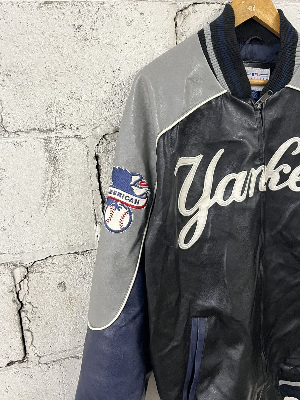 New York Yankees Vintage NY Yankees leather jacket 90s rare hype streetwear Size US L / EU 52-54 / 3 - 4 Thumbnail