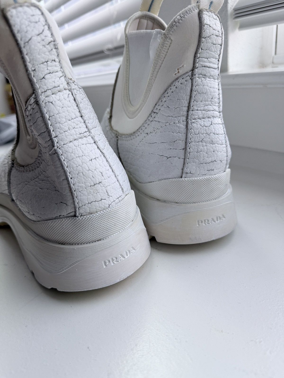 Prada AW/18 Prada 'Brixen' Cracked Leather Boots Size 13 (47) Size US 13 / EU 46 - 4 Thumbnail