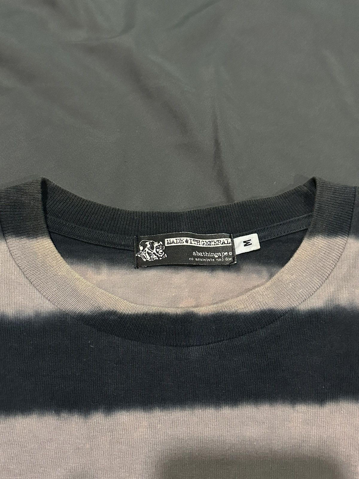 Bape A Bathing Ape Bape Size Medium Tee Size US M / EU 48-50 / 2 - 4 Thumbnail