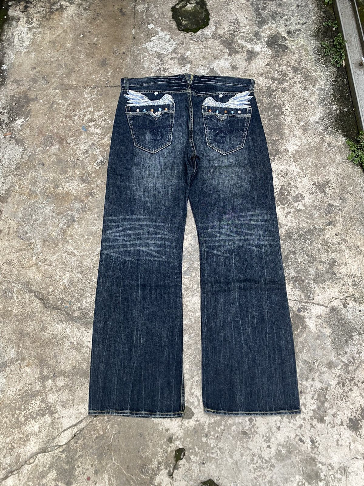 Japanese Brand Flared Japanese Denim Wings Embroidery Distressed Blue Size US 38 / EU 54 - 1 Thumbnail