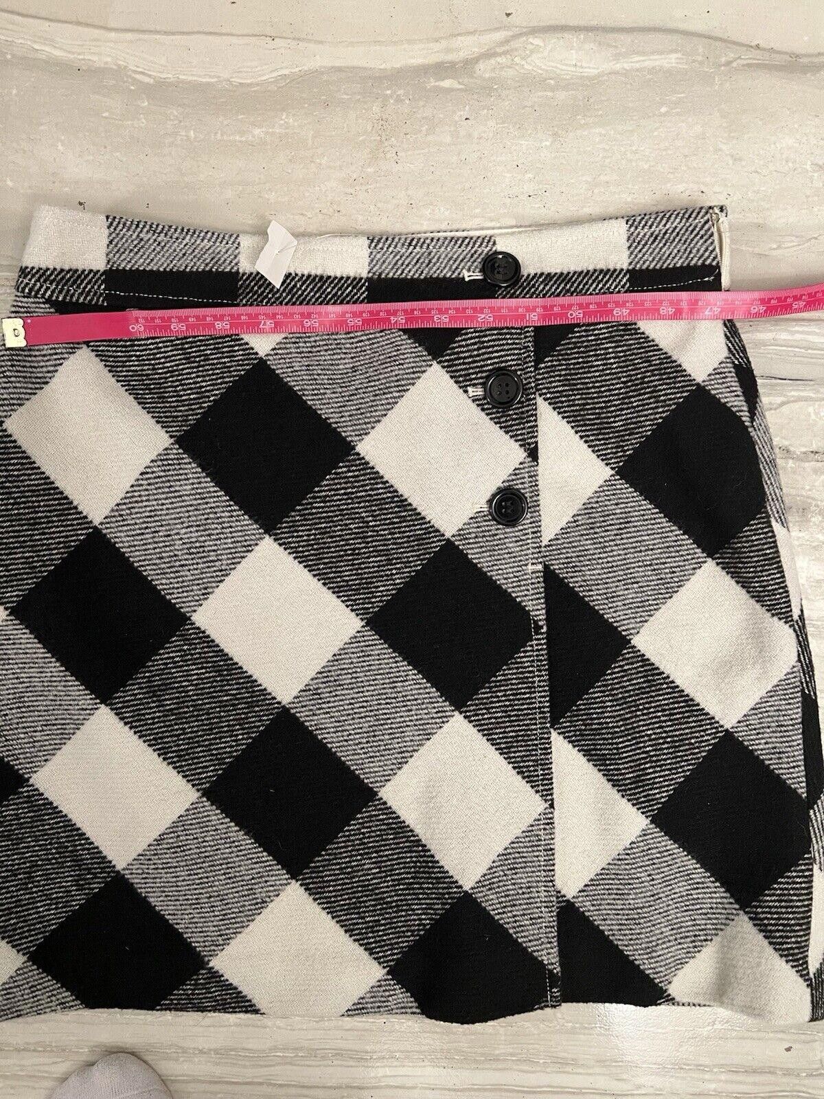 Designer ANN TAYLOR LOFT Black And White Plaid Mini Skirt Size 4 Size 27" / US 4 / IT 40 - 2 Thumbnail