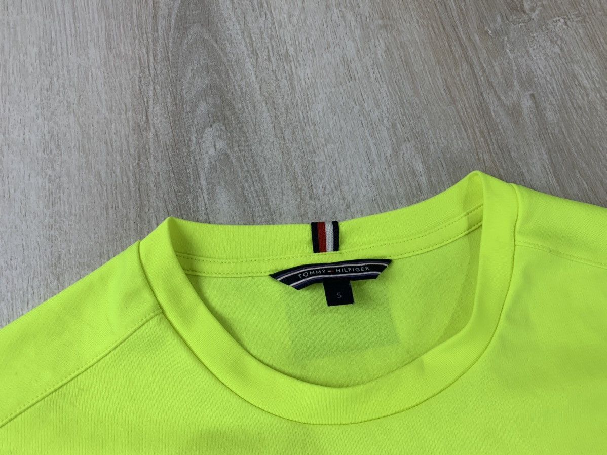Tommy Hilfiger Mens t shirt Tommy Hilfiger AMG Petronas Formula1 Size S Size US S / EU 44-46 / 1 - 8 Thumbnail