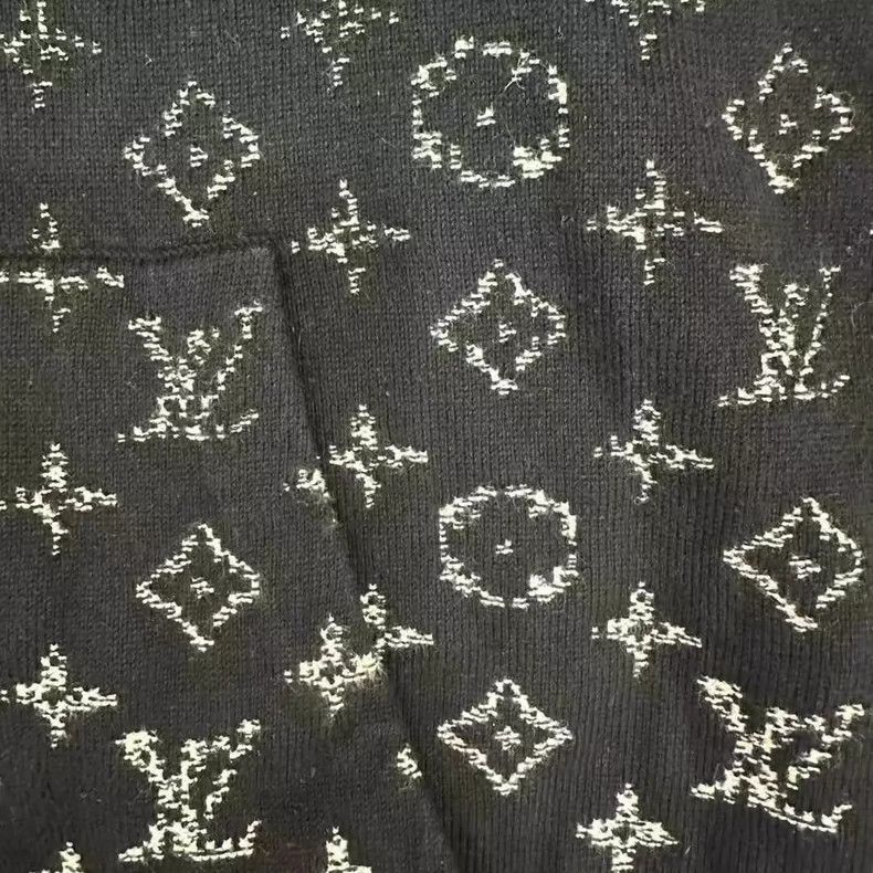 Louis Vuitton LOUIS VUITTON FW22 Black and White Full Print Gradient Hood Size US XL / EU 56 / 4 - 4 Thumbnail