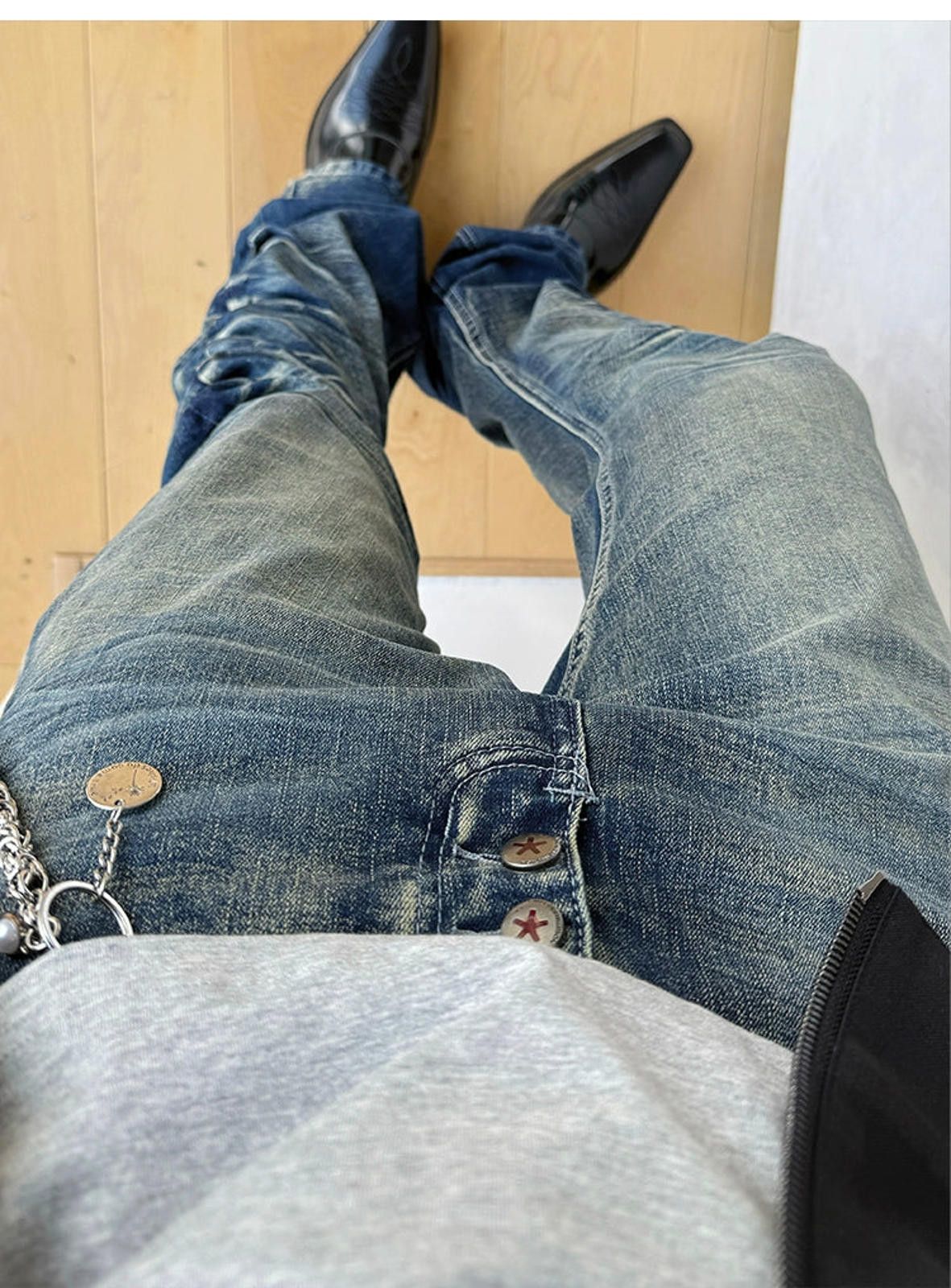Vintage Blue Slim Fit Button-Fly Jeans, Ruched Detail Denim Pants Size US 32 / EU 48 - 7 Thumbnail