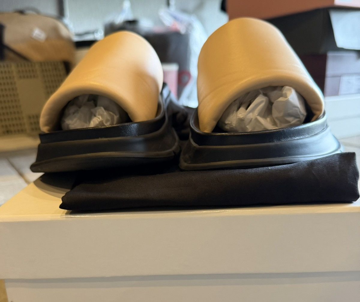 Givenchy FLATS GIVENCHY PLATFORM SLIDES 39 Size US 9 / IT 39 - 3 Thumbnail