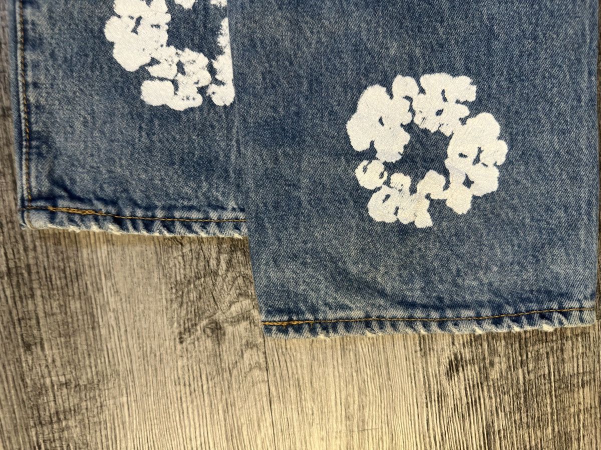 DENIM TEARS × Levi's DENIM TEARS X LEVIS THE COTTON WREATH JEAN LIGHT WASH Size US 34 / EU 50 - 7 Thumbnail