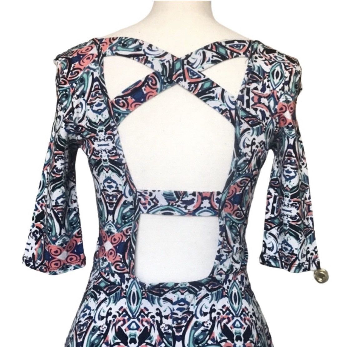 Other BODY CENTRAL CUTOUT BACK DRESS NWOT Size M / US 6-8 / IT 42-44 - 6 Thumbnail