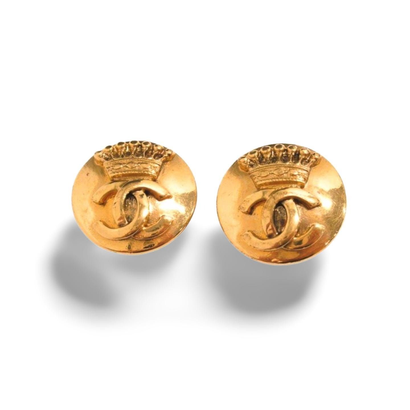 Chanel Vintage CHANEL Gold tone round earrings with CC mark Size ONE SIZE - 2 Thumbnail