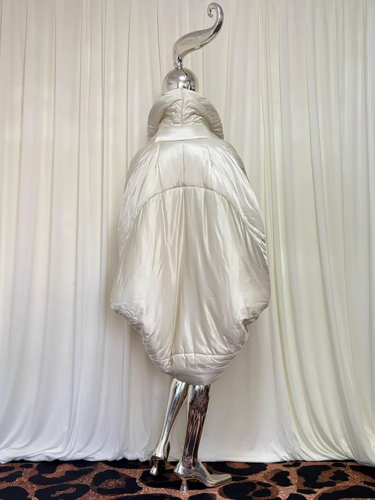 Dries Van Noten DVN Rare Ivory Shiny Batwing Cocoon Cotton Coat S Size S / US 4 / IT 40 - 4 Thumbnail