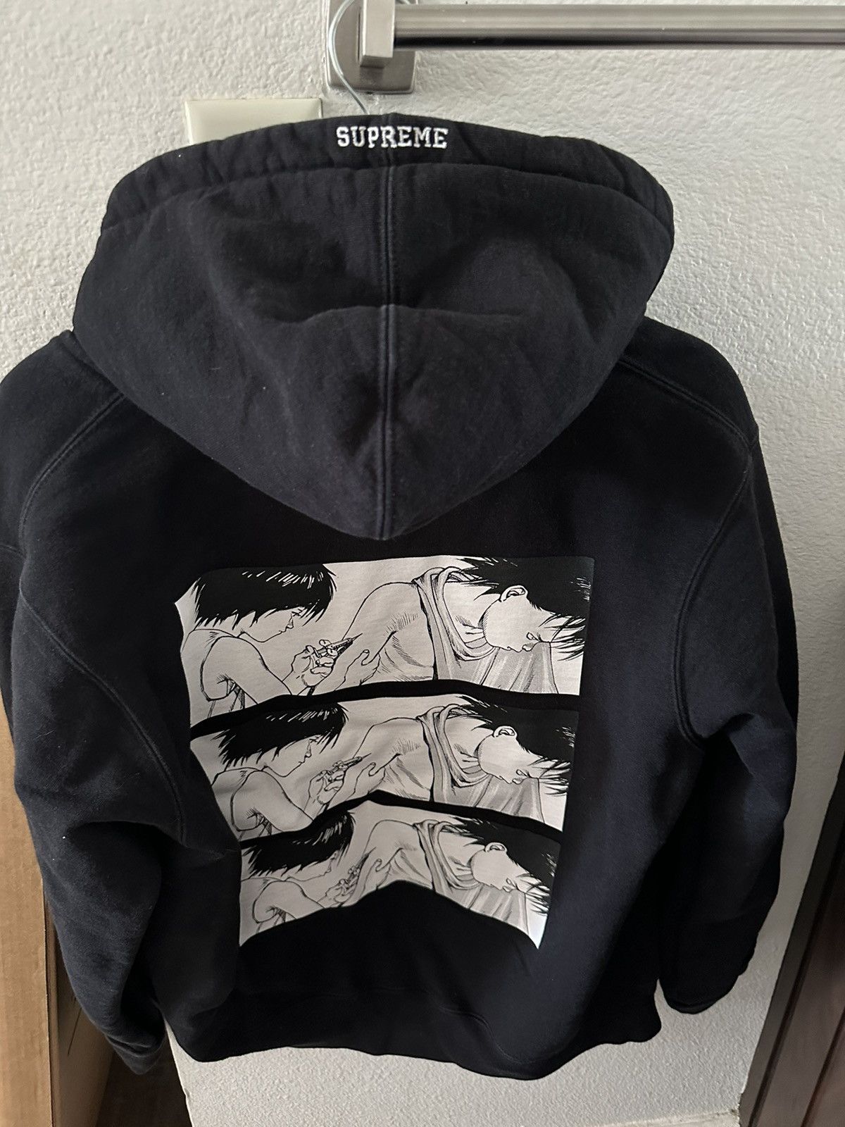 超目玉アイテム！ supreme Akira Arm Arm Gem Hooded HOODIE SUPREME ...