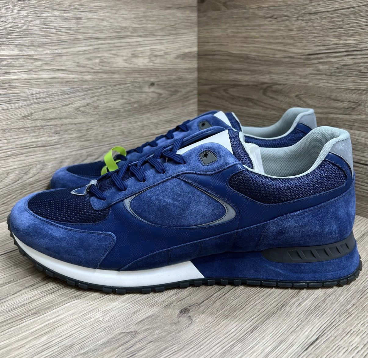 Louis Vuitton Louis Vuitton Run Away Blue Damier Sneakers J41 Size US 9.5 / EU 42-43 - 1 Thumbnail