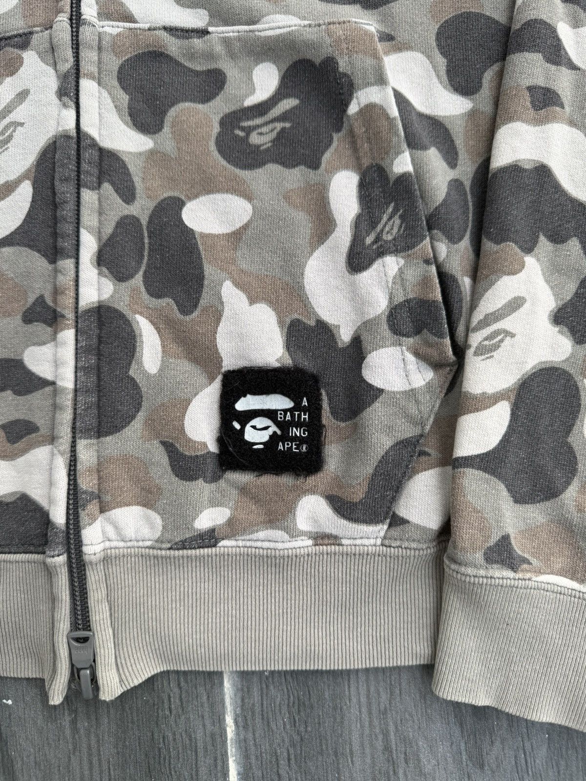 Bape Vintage A Bathing Ape "BAPE" 1st Camo Fullzip Hoodie Nigo Size US S / EU 44-46 / 1 - 9 Thumbnail