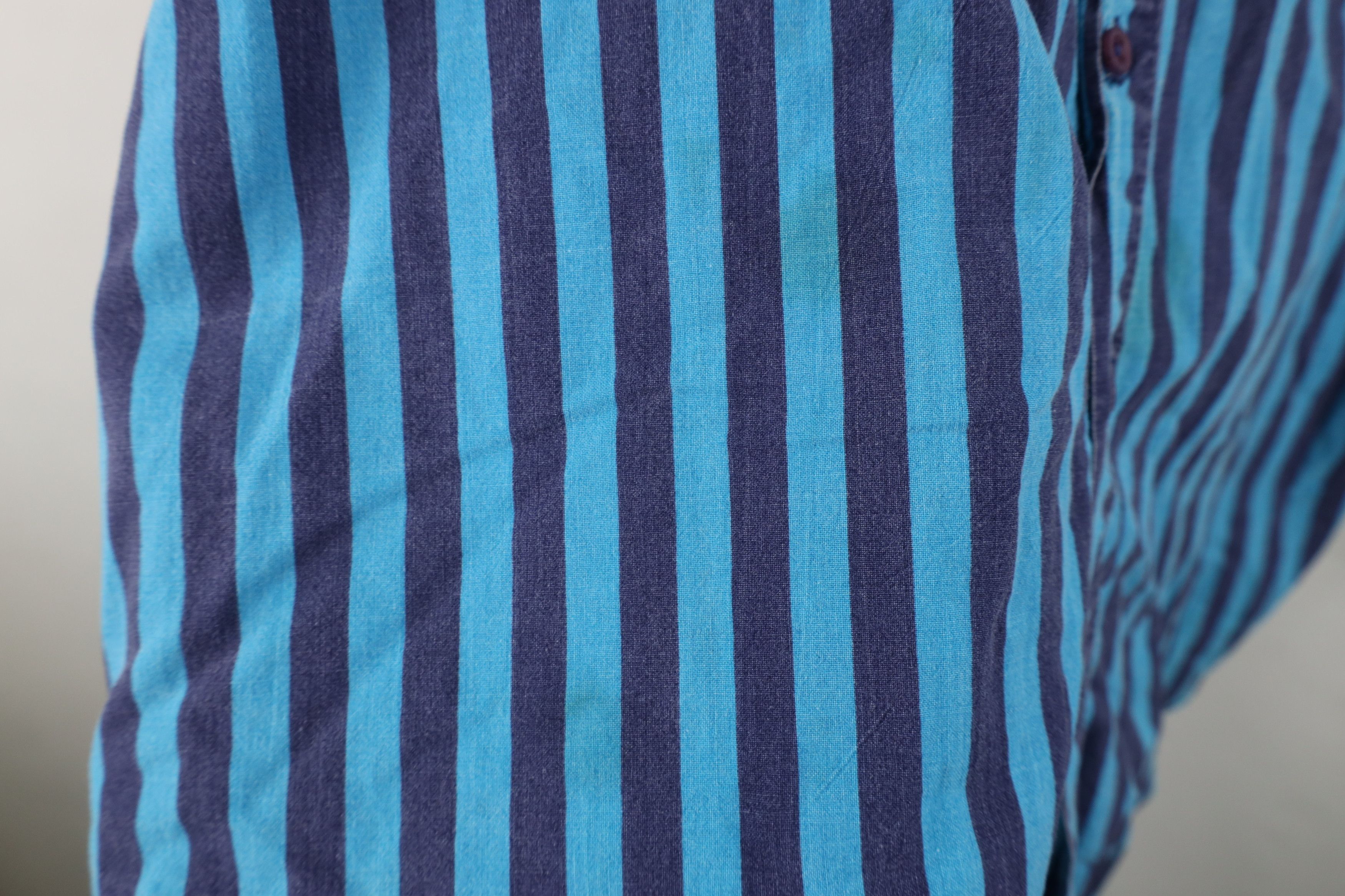 Vintage Vintage 90s Streetwear Fit Striped Collared Button Shirt USA Size US XL / EU 56 / 4 - 8 Thumbnail