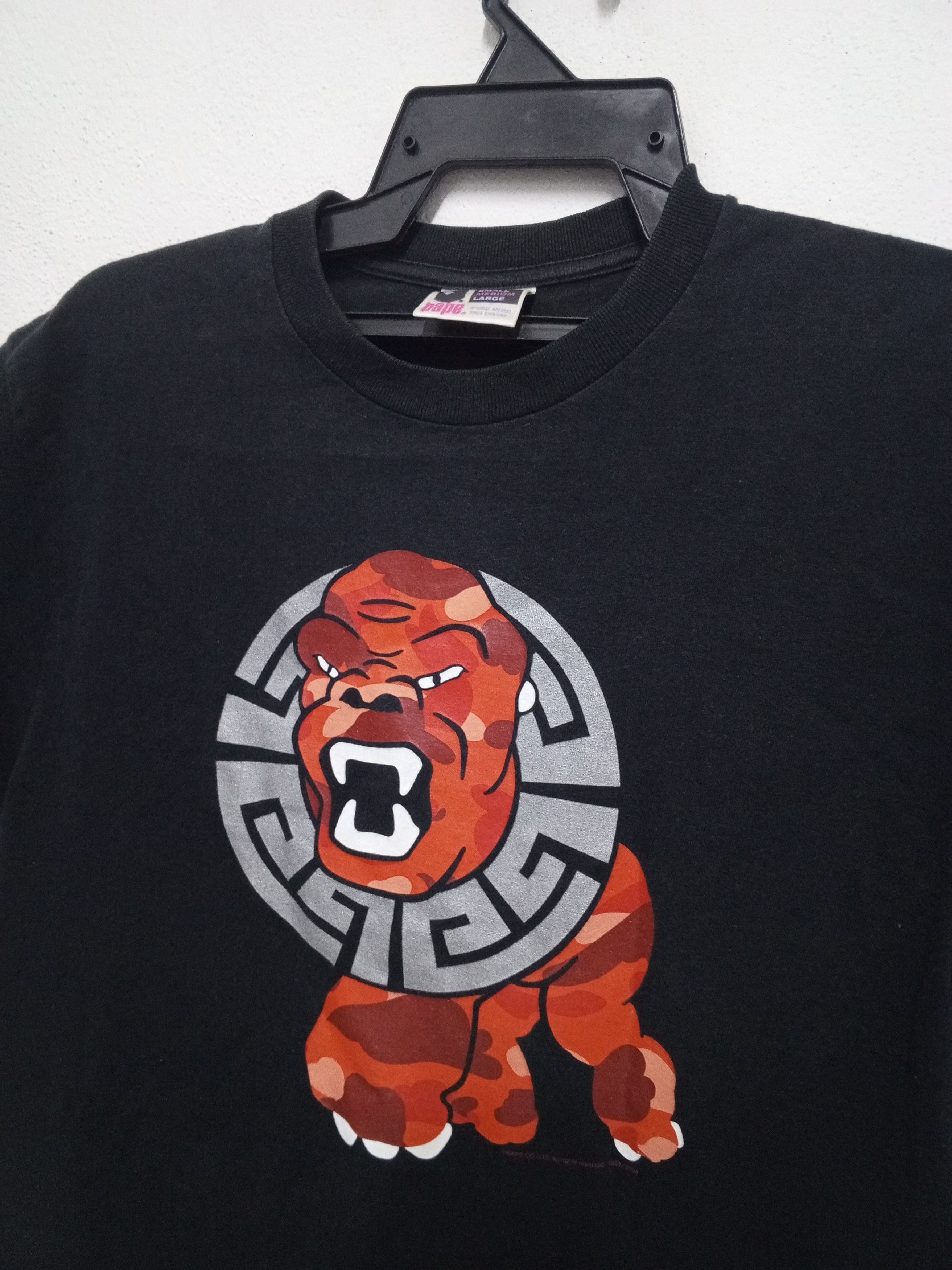 Bape 💥Y2K💥BAPE 2006 - BUSY WORK BLACK TSHIRT Size US S / EU 44-46 / 1 - 6 Thumbnail