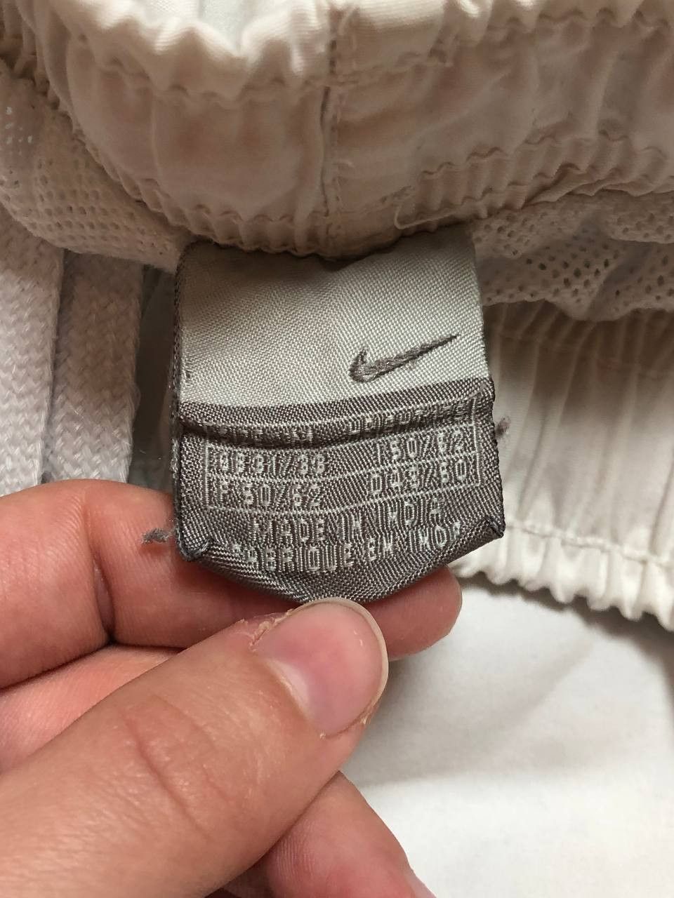 Nike Vintage white Shorts NIKE logo Y2K streetwear sportwear Size US 32 / EU 48 - 2 Thumbnail