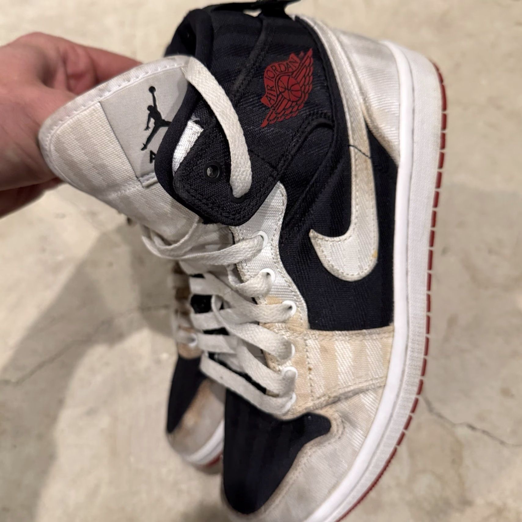 Jordan Brand Nike Air Jordan 1 Mid Utility Black White DD9338-016 Womens Sz 7 - Jordan Athletic Sneaker Retro Comfort Size US 5 / IT 35 - 6 Thumbnail