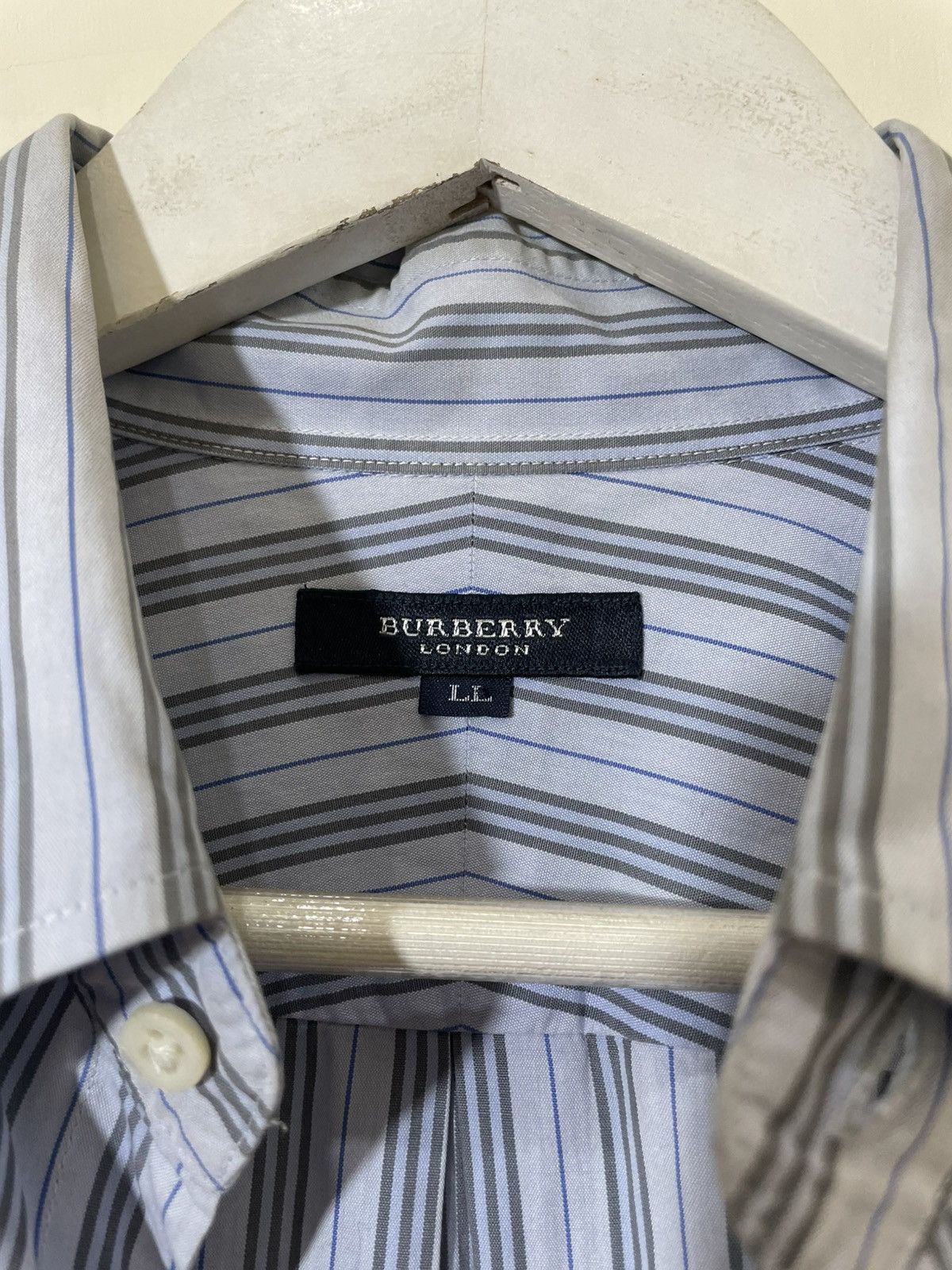 Burberry 2000s Burberry Striped Shirt Button Down Collar Novacek Y2K Size US XL / EU 56 / 4 - 4 Thumbnail