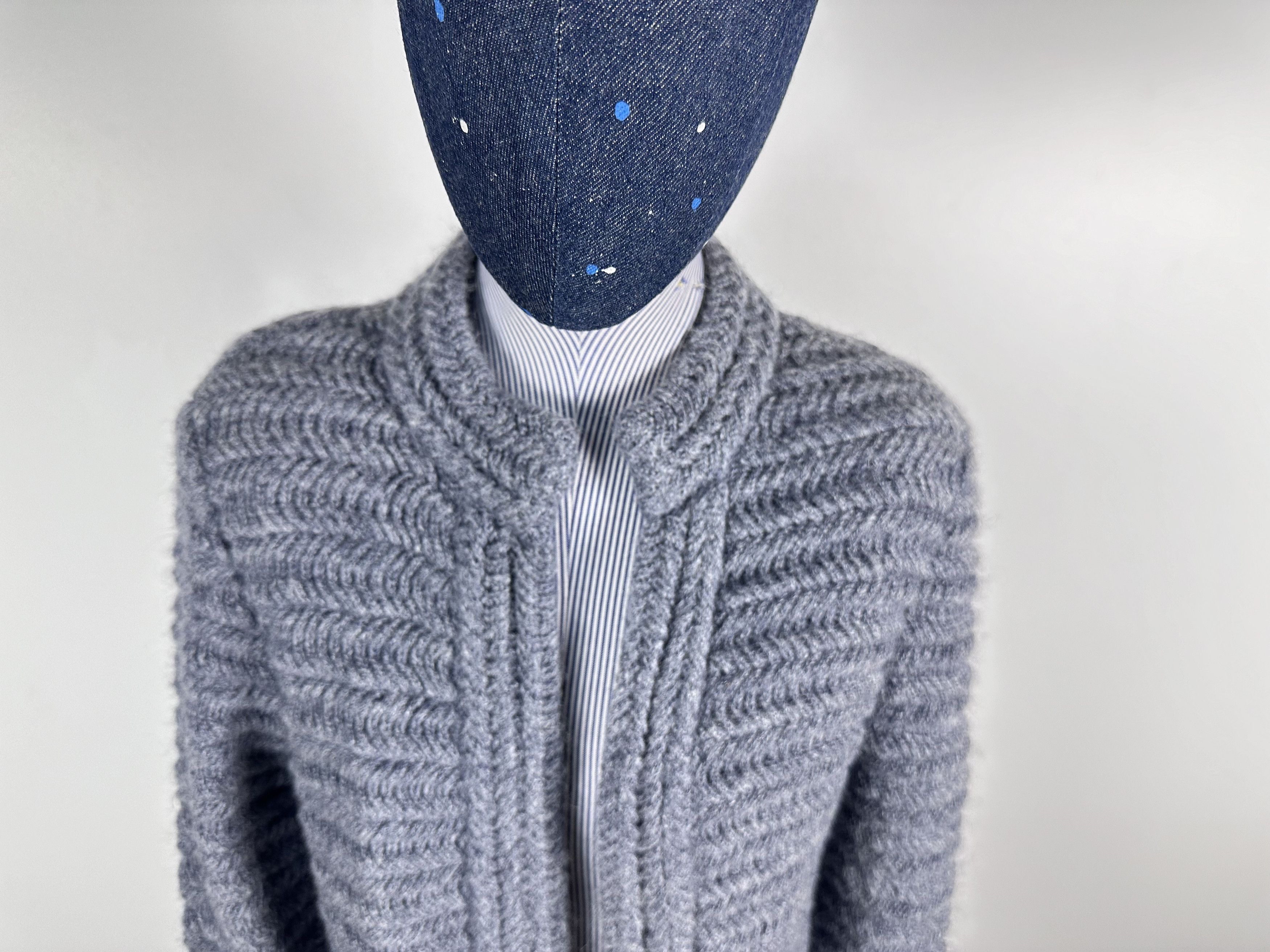 Valentino × Vintage Valentino Miss V Wool Cape Knitted Women Sweater Gray 42 Size M / US 6-8 / IT 42-44 - 2 Thumbnail