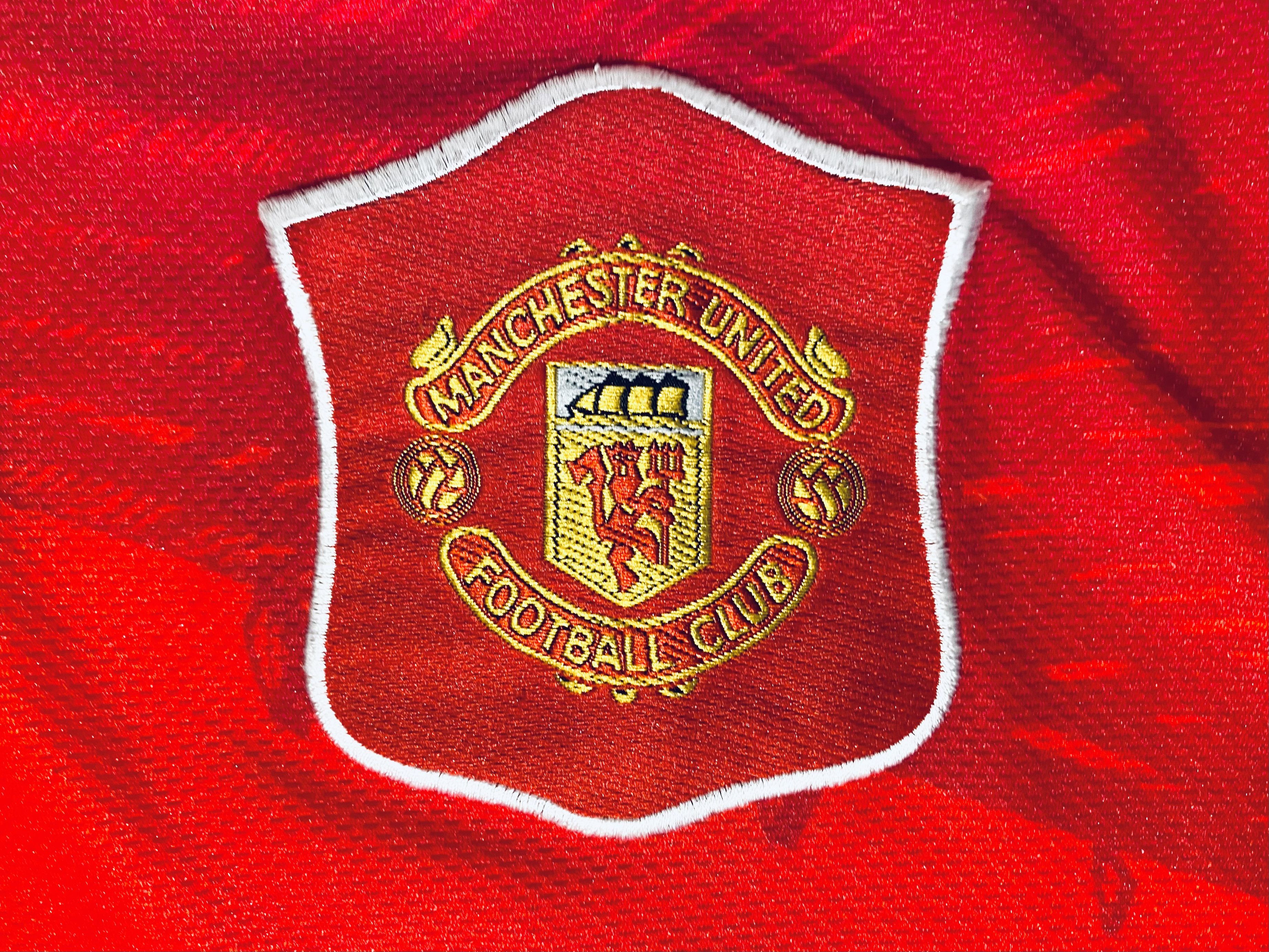Umbro Manchester United Stadium Home Jersey Shirt 1994 - 1996 Size US XL / EU 56 / 4 - 7 Thumbnail