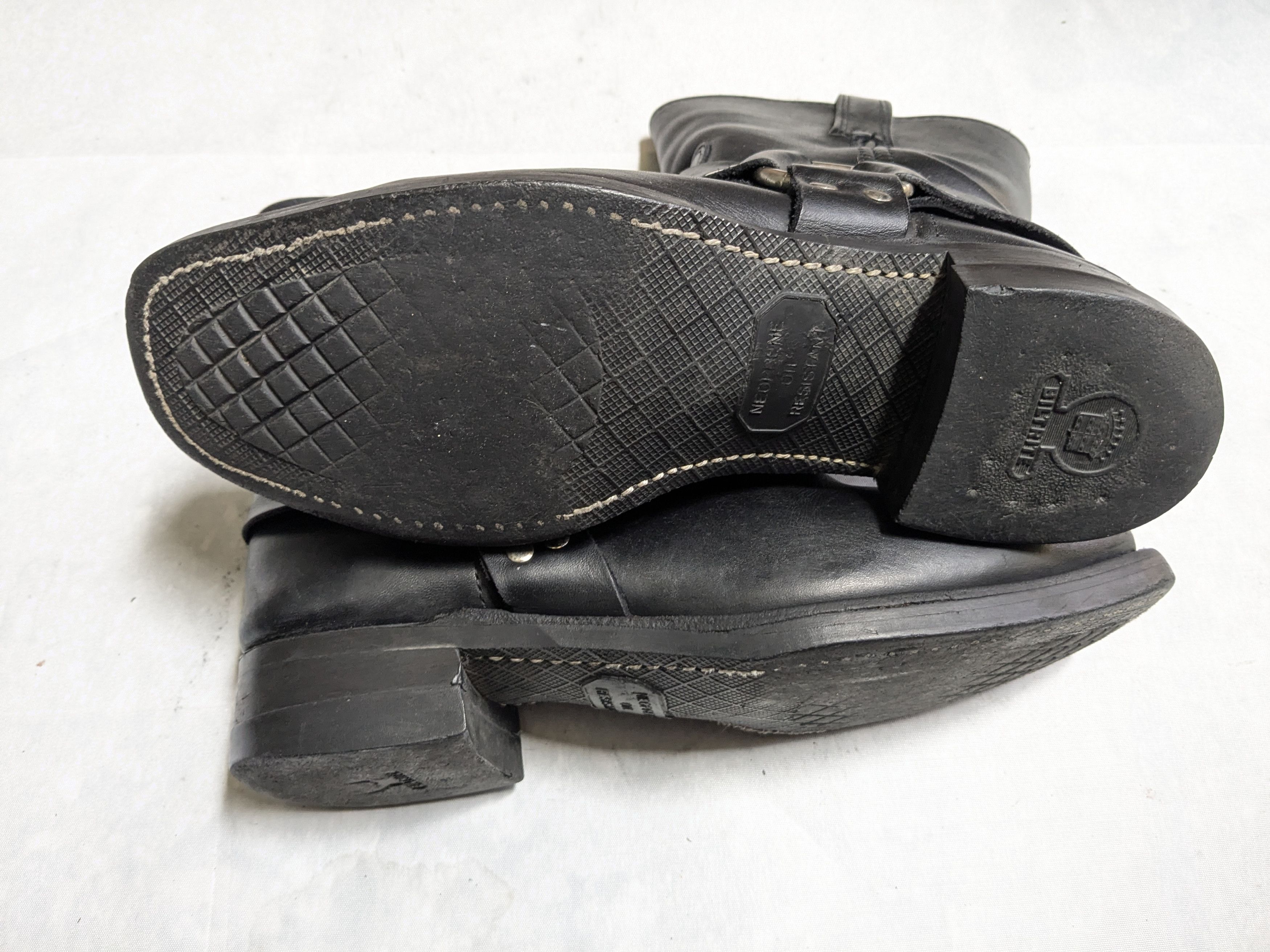 Frye Frye Harness Black Leather 9 M Leather Buckle Size US 9 / EU 42 - 21 Thumbnail