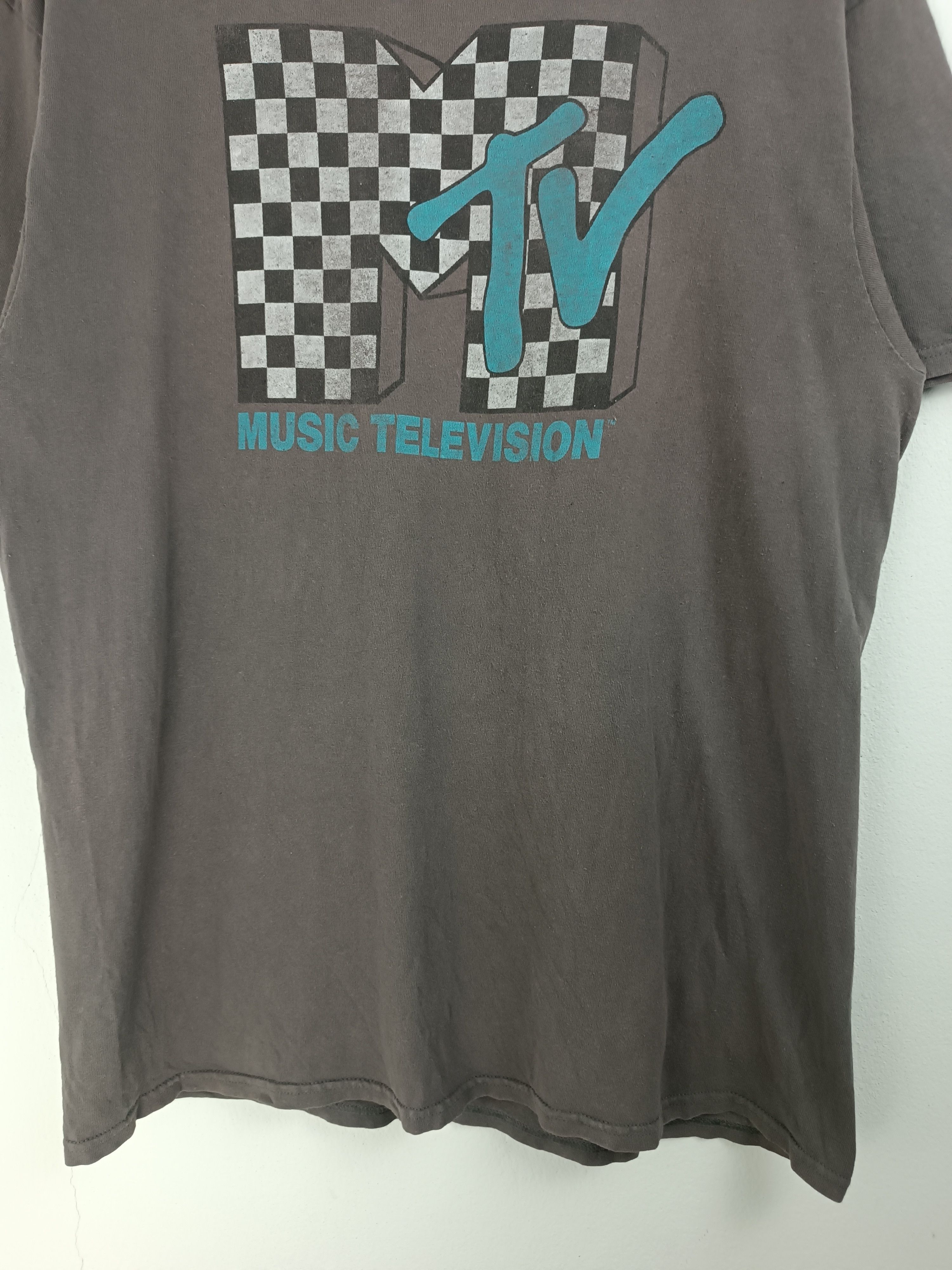 Mtv VINTAGE FADED MTV MUSIC TELEVISION PUNK HIP HOP METAL TEE Size US L / EU 52-54 / 3 - 7 Thumbnail