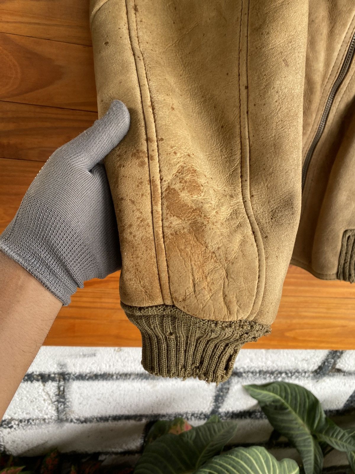 Vintage Vintage New Zealand Made Sheepskin Leather Shearling Flight Size US S / EU 44-46 / 1 - 7 Thumbnail