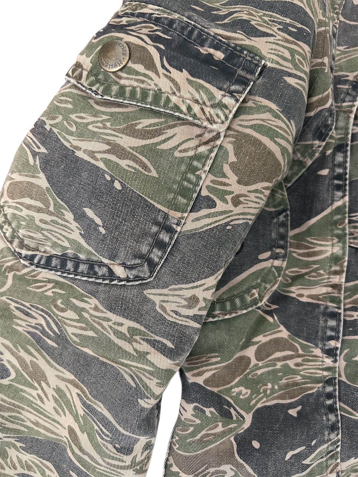Hysteric Glamour × Japanese Brand Hysteric glamour camo jacket Size S / US 4 / IT 40 - 6 Thumbnail