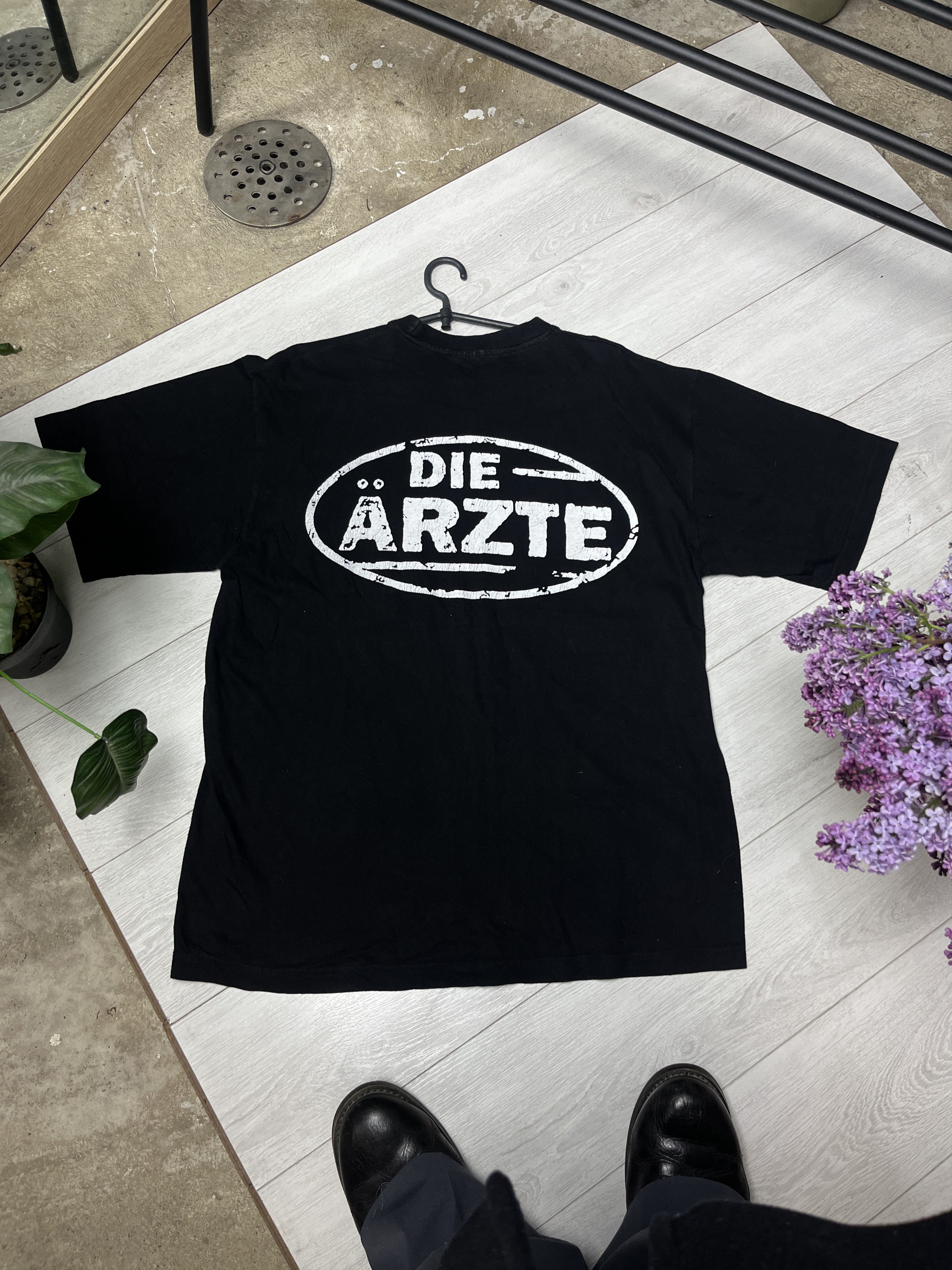 Band Tees 1990s DIE ÄRZTE GERMAN PUNK ROCK BAND TEE - LOT № 966 Size US XL / EU 56 / 4 - 2 Thumbnail