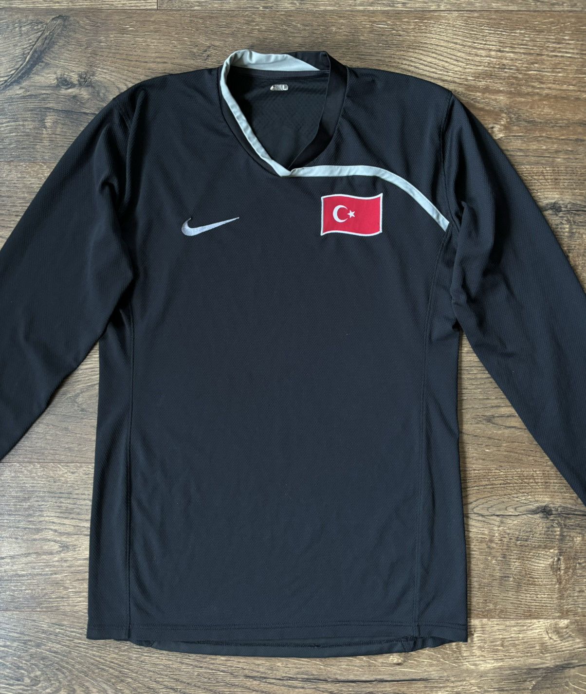 Nike × Vintage Nike Turkey Goalkeeper Football Shirt Mens L 2008 Black Size US L / EU 52-54 / 3 - 2 Thumbnail