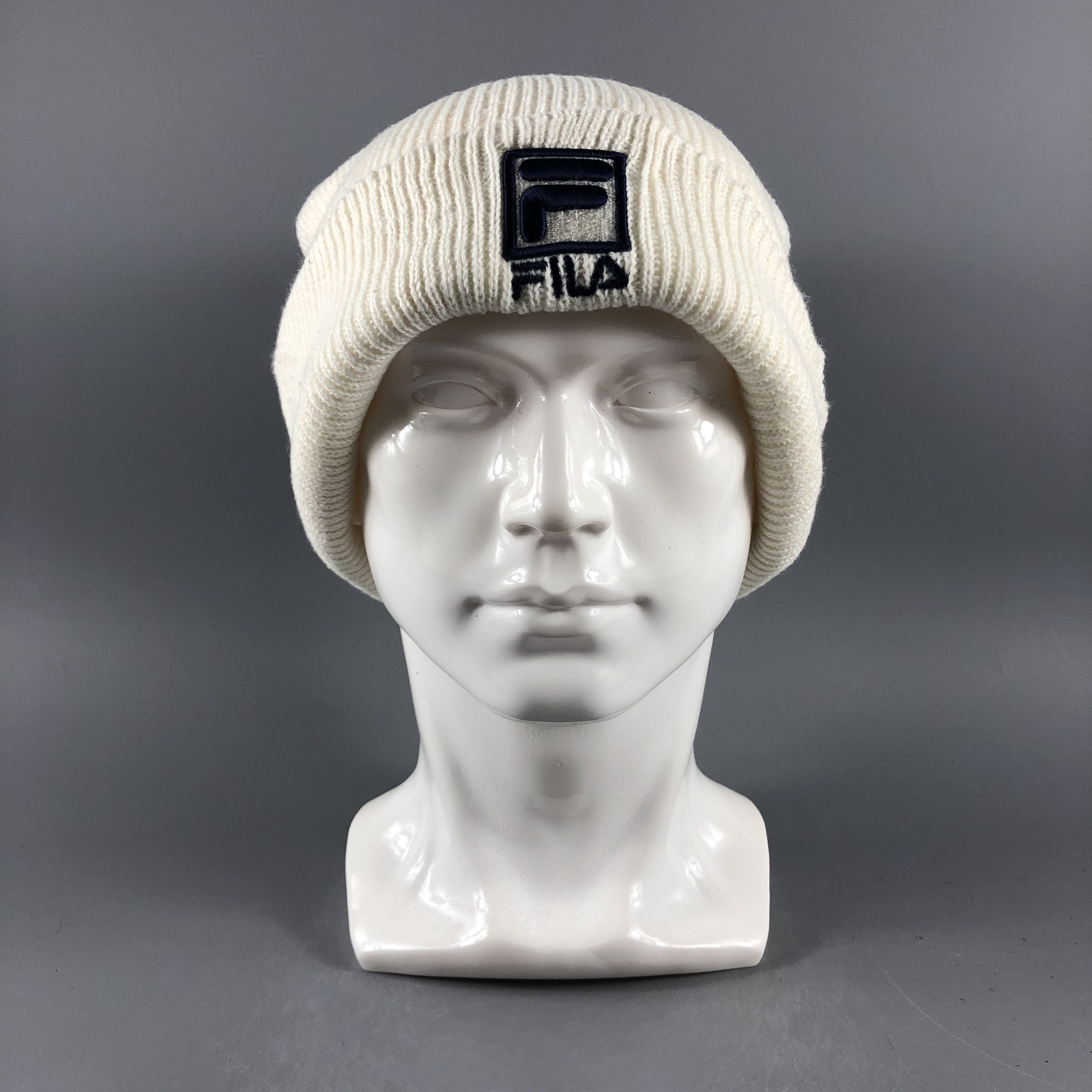 Fila × Vintage Fila Basic Beanie Snow Hat Snow Cap -D335 Size ONE SIZE - 2 Thumbnail