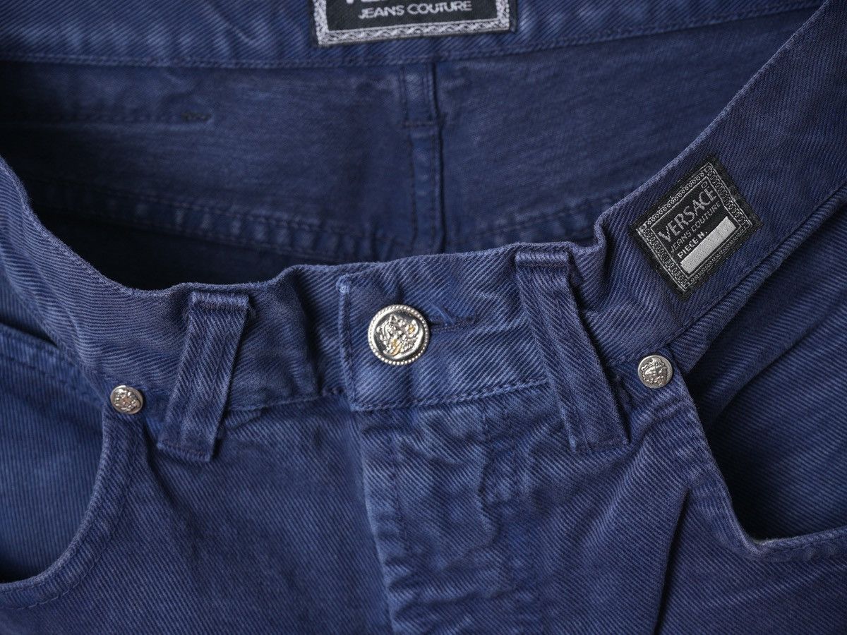 Versace Vintage Versace Jeans Couture Washed Denim Jeans fits w 30 Size US 30 / EU 46 - 4 Thumbnail