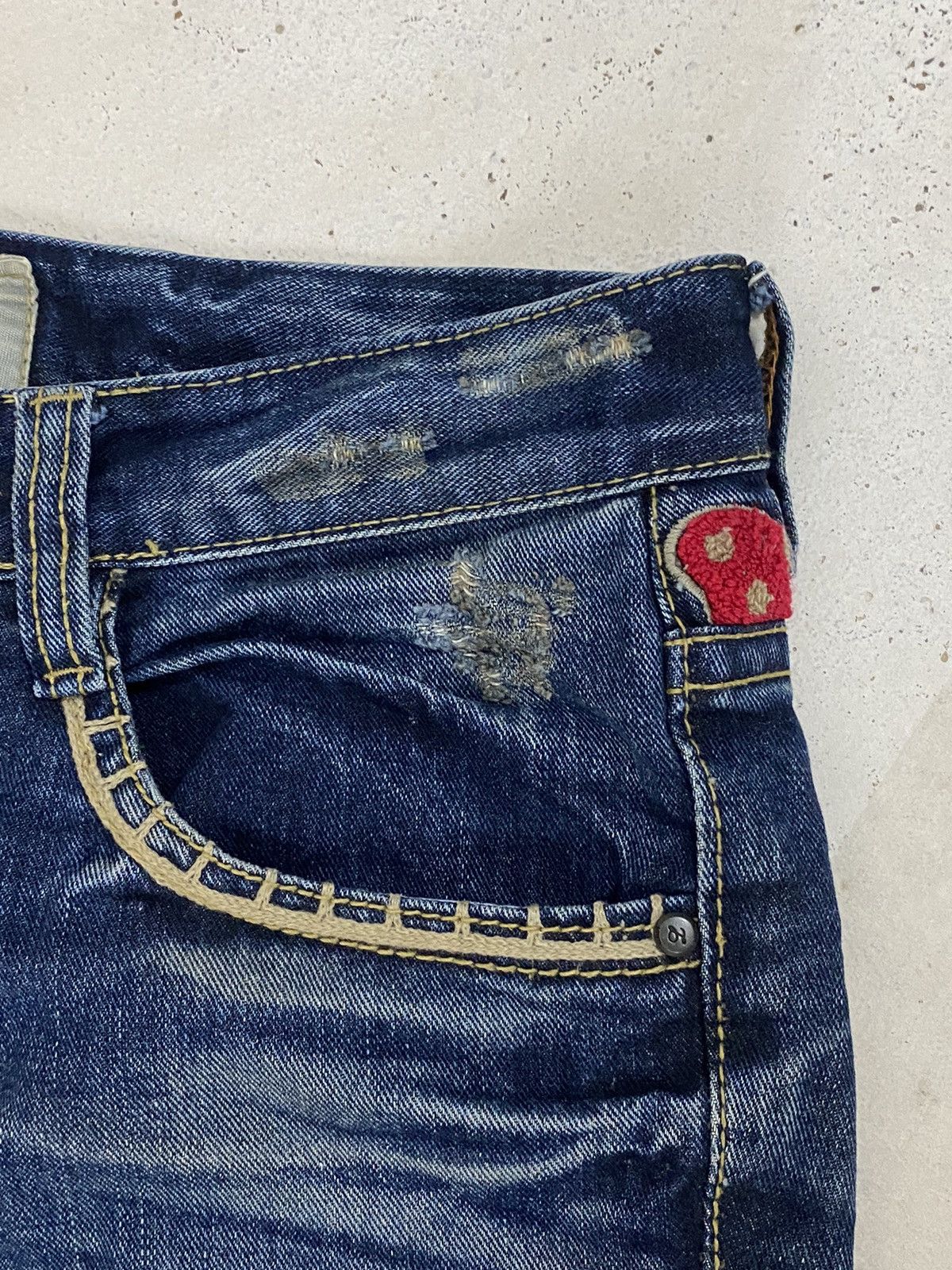 Japanese Brand Vintage Lolita X Yoshitomo Nara Patches Mud Washed Whisker Size US 29 - 10 Thumbnail