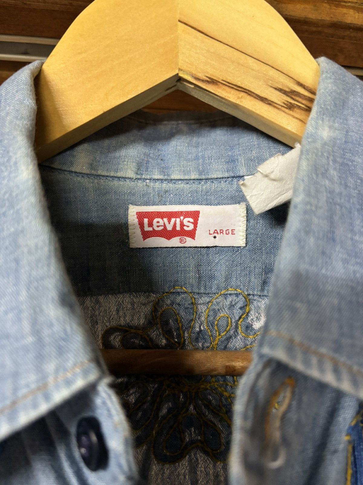 Levi's Levi’s Vintage Button Down with Floral Pattern Size US L / EU 52-54 / 3 - 3 Thumbnail