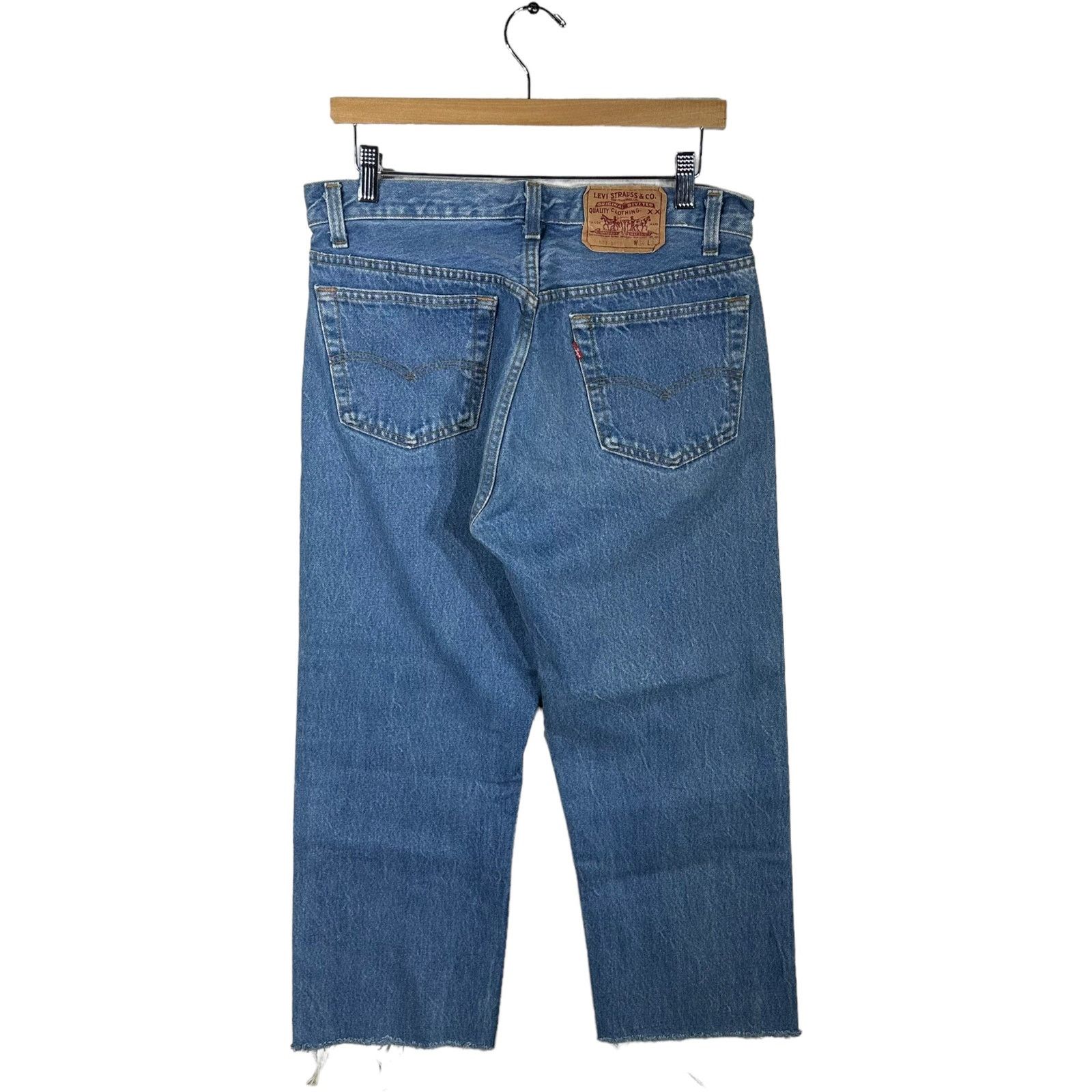 Vintage Vintage Levi's 501 Distressed Jeans Size US 34 / EU 50 - 3 Thumbnail