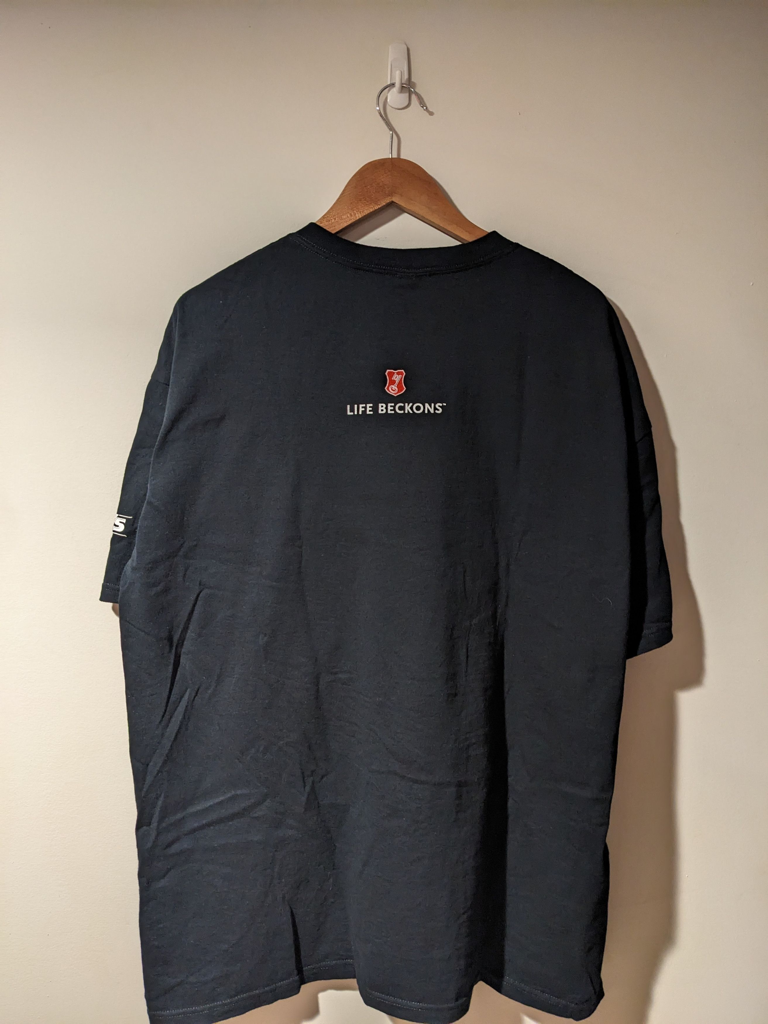 Anvil Vintage Y2K The World's Perfect Pair Beck's Beer T-Shirt Size US XL / EU 56 / 4 - 5 Thumbnail