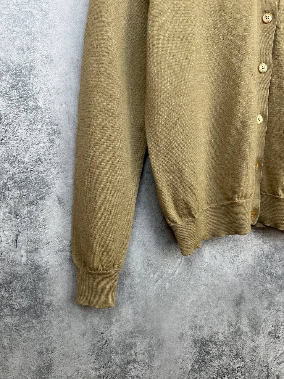 Burberry Burberry Uniform Crew Neck Wool Cardigan Sweater Beige LS Size S / US 4 / IT 40 - 6 Thumbnail