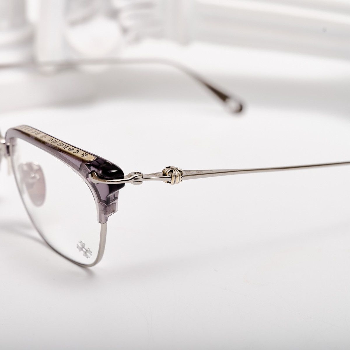 Chrome Hearts CHROME HEARTS SLUNTRADICTION (54) FLINT/GUNMETAL GLASSES Size ONE SIZE - 3 Thumbnail