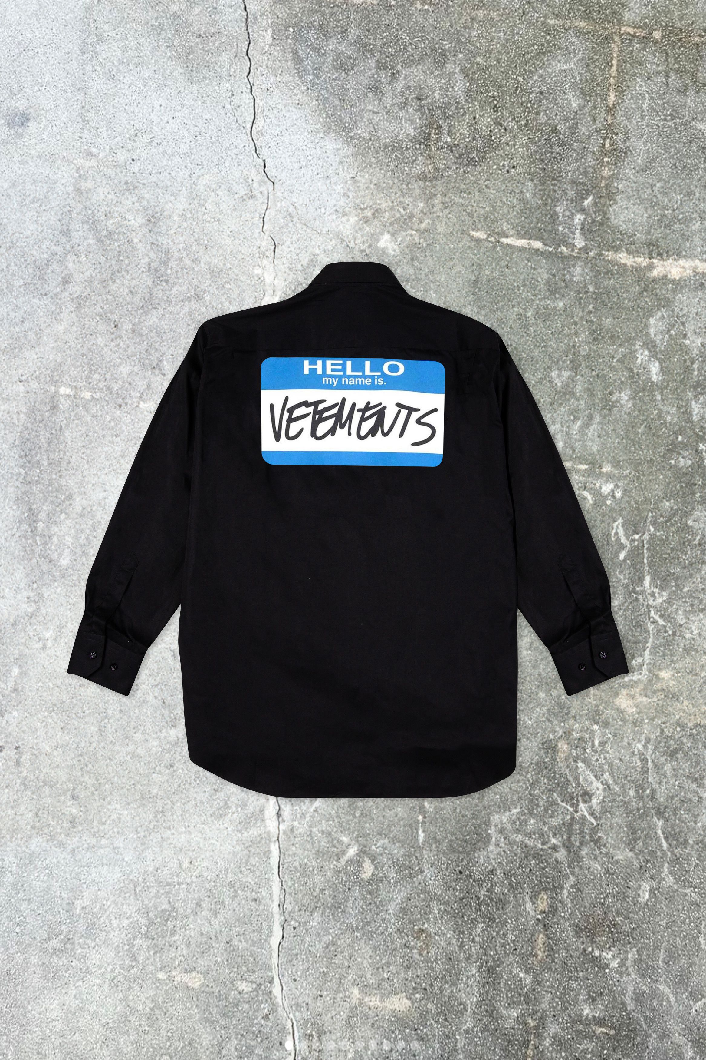 Vetements Black 'My Name Is' Shirt Size US XL / EU 56 / 4 - 1 Thumbnail
