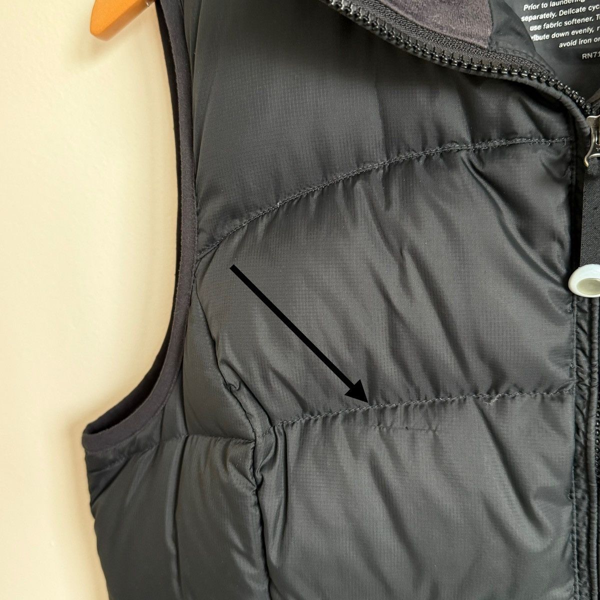L.L. Bean L.L. Bean Puffer Vest Women’s M Black Goose Down Insulated Size M / US 6-8 / IT 42-44 - 6 Thumbnail