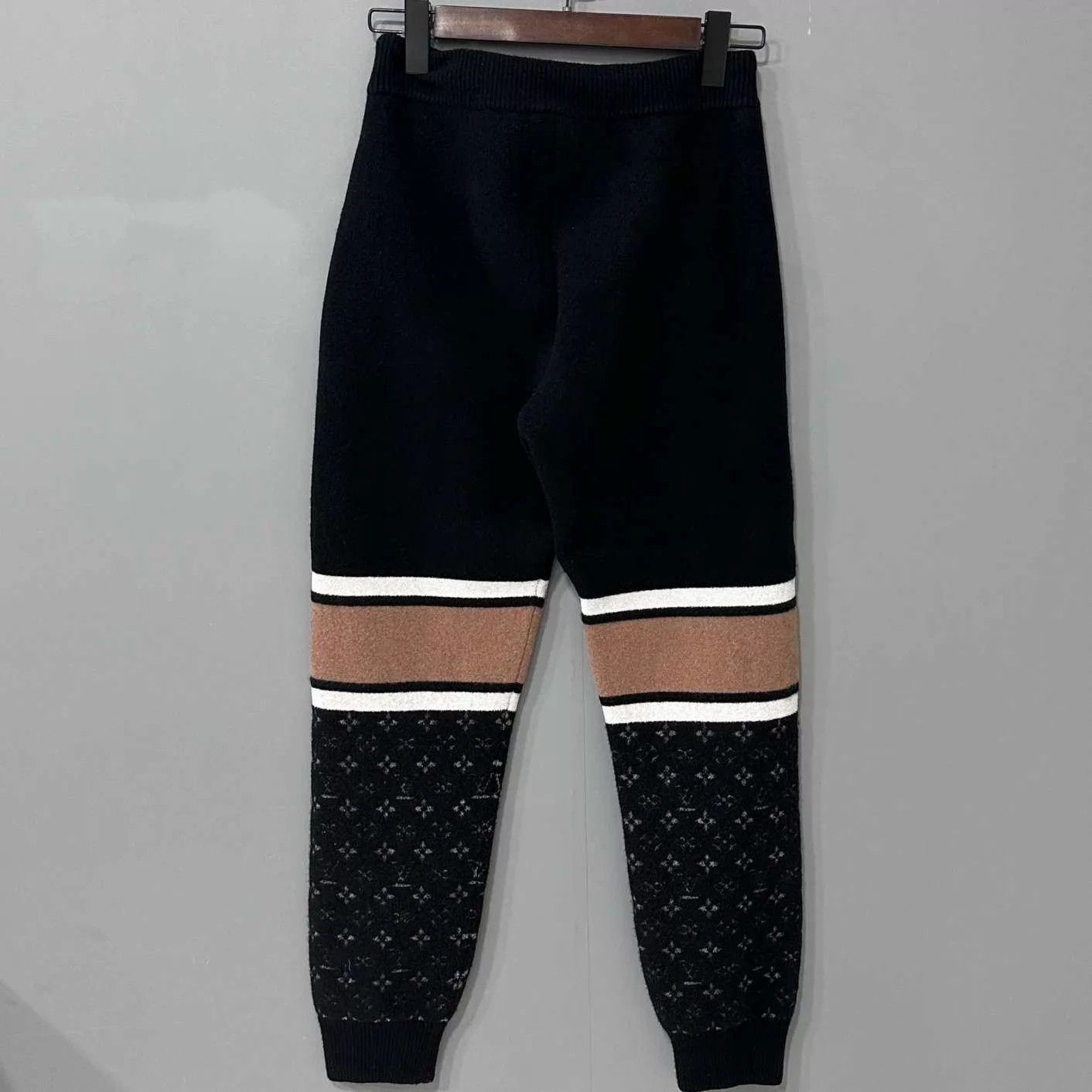 Louis Vuitton LV Monogram light washed wool knit sweatpants S Size US 29 - 1 Thumbnail