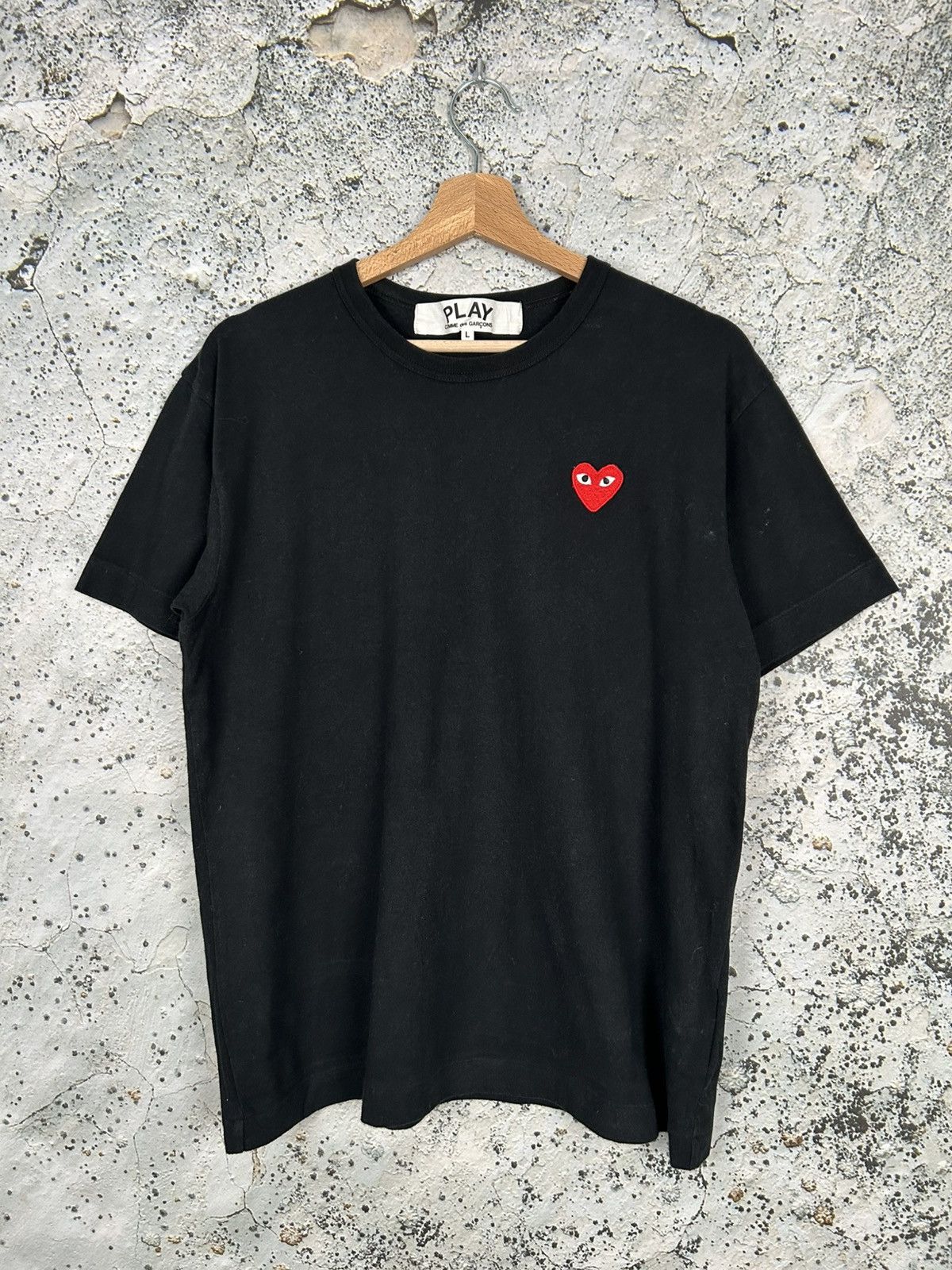 Comme des Garcons PLAY CDG Comme Des Garcons Play Black Tee Heart Streetwear Japan Size US L / EU 52-54 / 3 - 1 Thumbnail