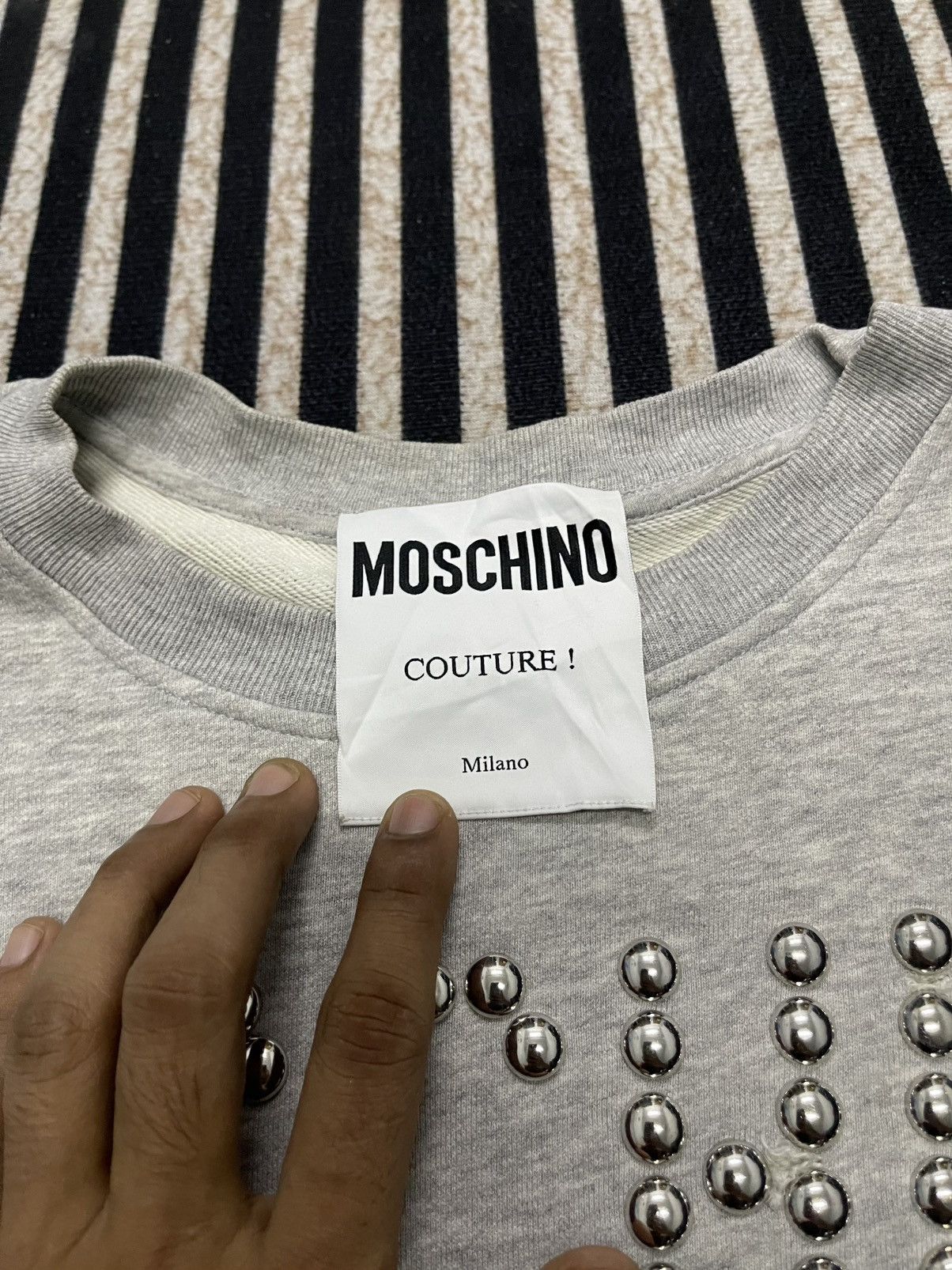 Moschino MOSCHINO WOMEN DOUBLE QUESTION MARK STUDDED CREWNECK RARE Size M / US 6-8 / IT 42-44 - 9 Thumbnail