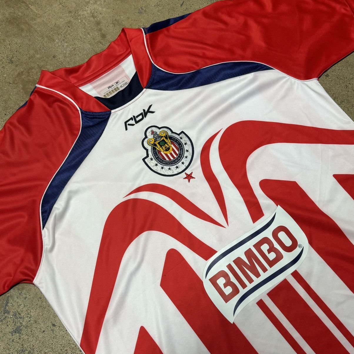 Other Chivas soccer jersey Size US L / EU 52-54 / 3 - 1 Thumbnail