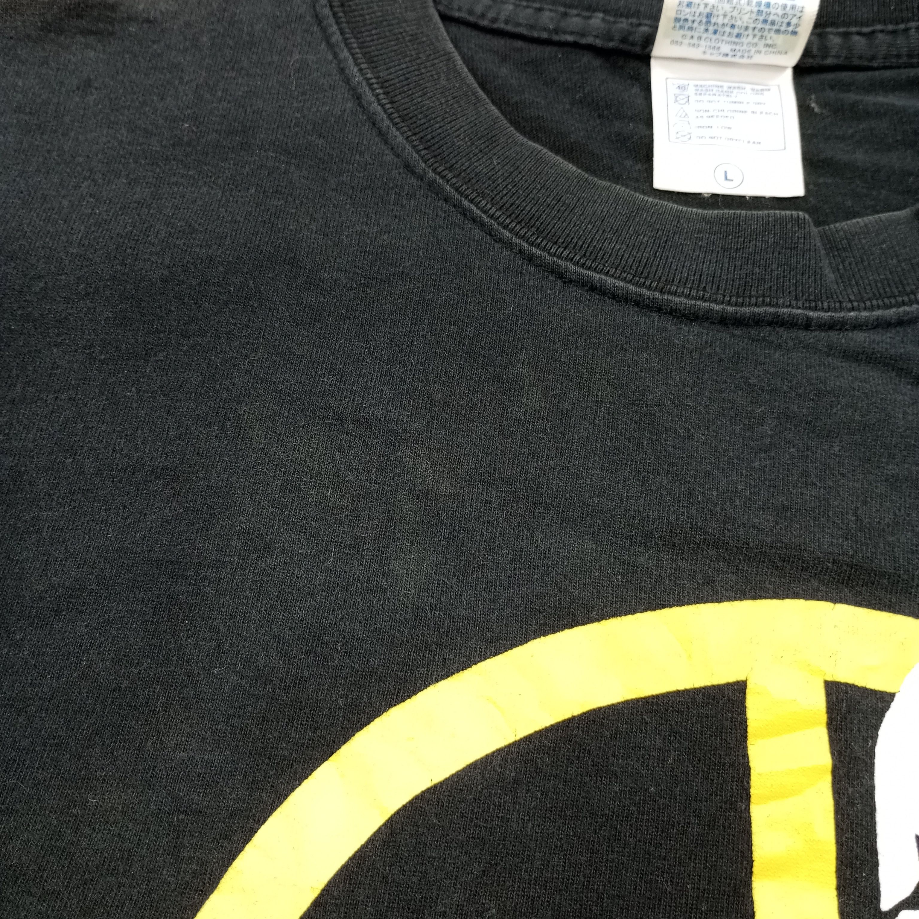 Japanese Brand × Vintage Mastermind Peace Japan Skulls Design Streetwear Tshirt Size US M / EU 48-50 / 2 - 11 Thumbnail