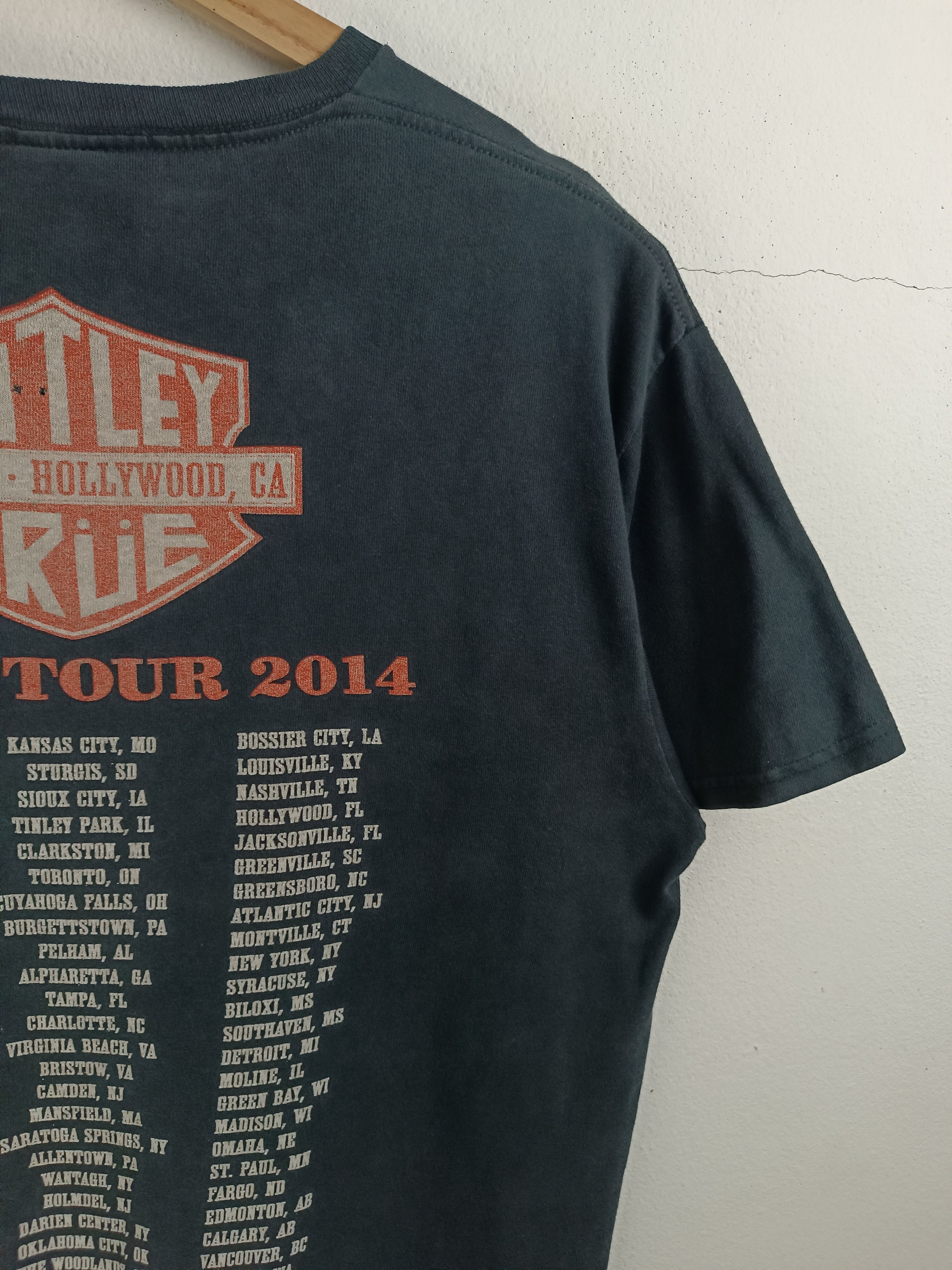 Band Tees THRASHED FADED VINTAGE '14 MOTLEY CRUE FINAL TOUR HARLEY LOG Size US L / EU 52-54 / 3 - 12 Thumbnail