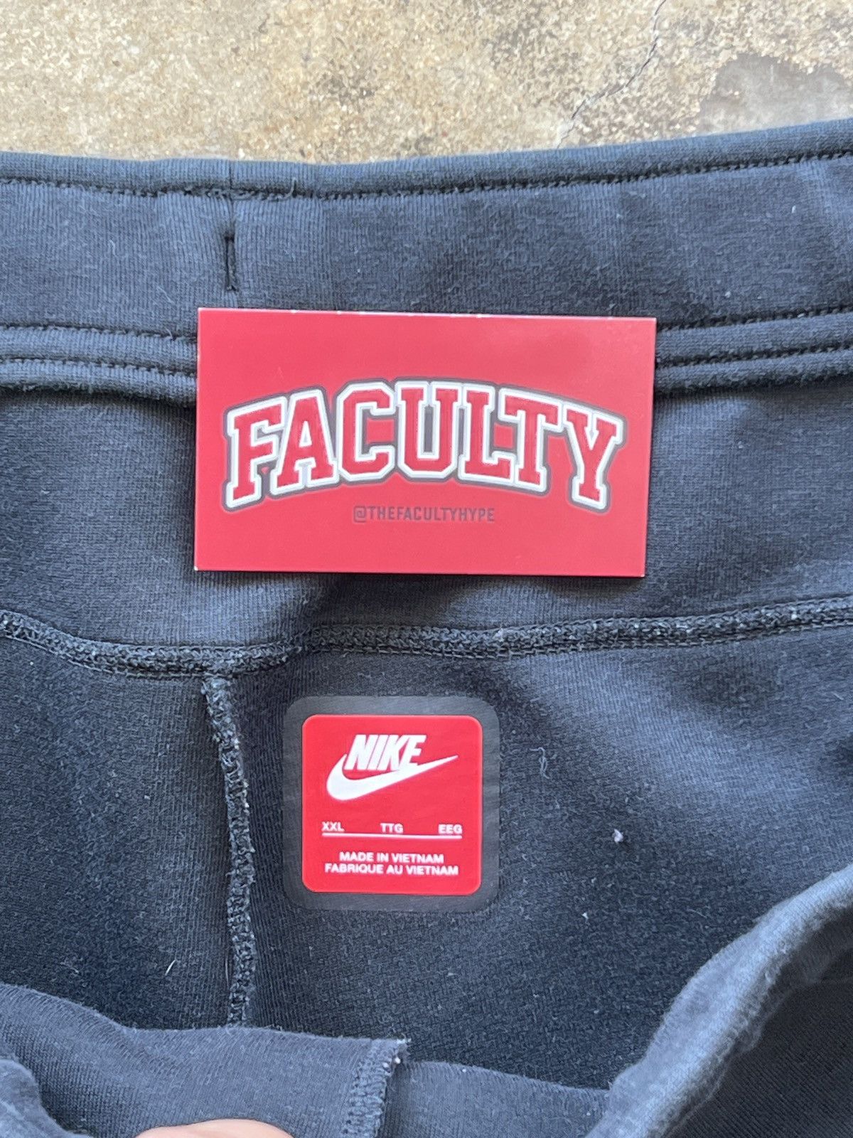 Nike Nike Tech Fleece Open-Hem Pants Black Sweatpants XXL Size US 40 / EU 56 - 3 Thumbnail