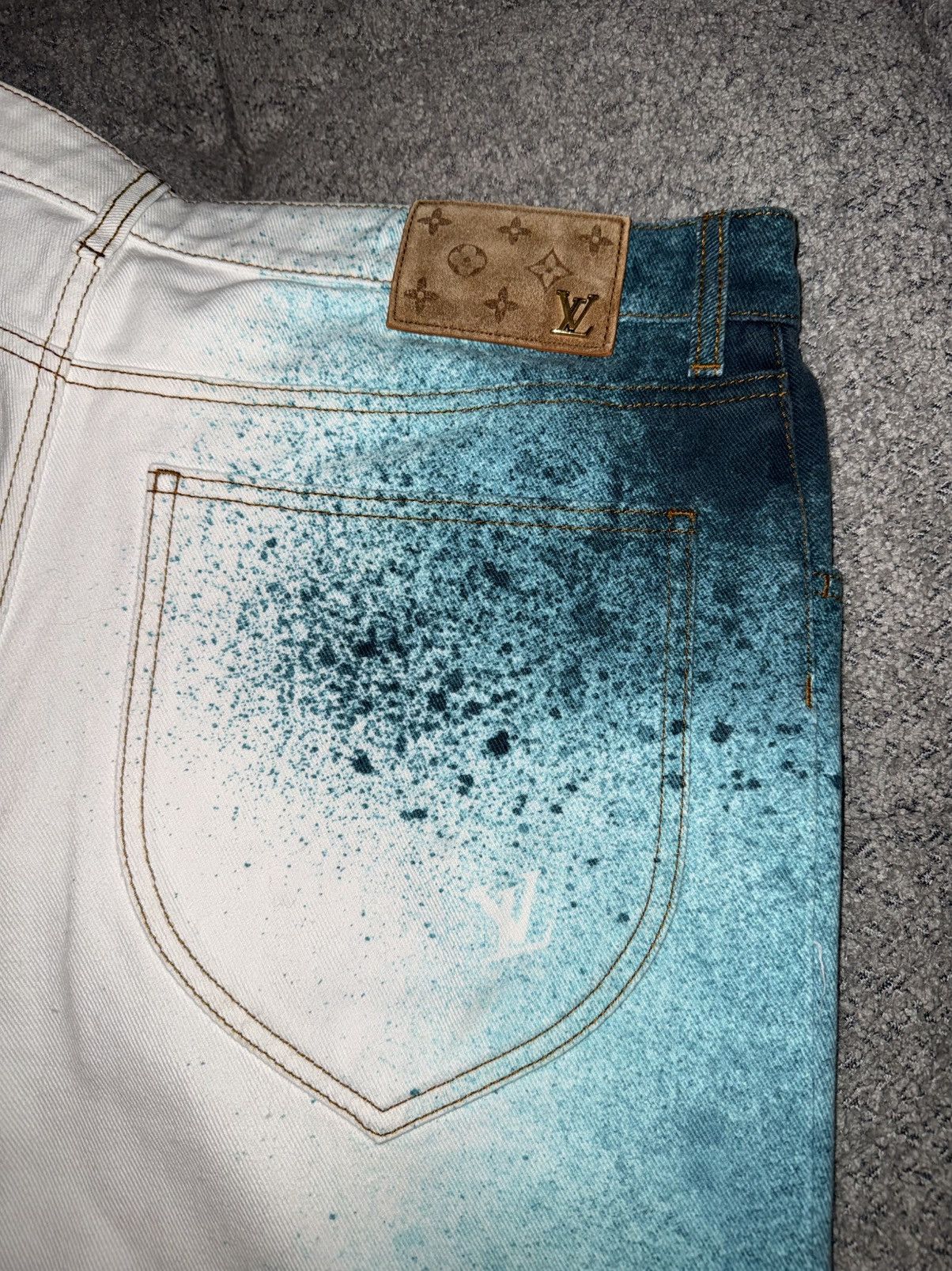Louis Vuitton Louis Vuitton - white and blue denim Size US 32 / EU 48 - 4 Thumbnail