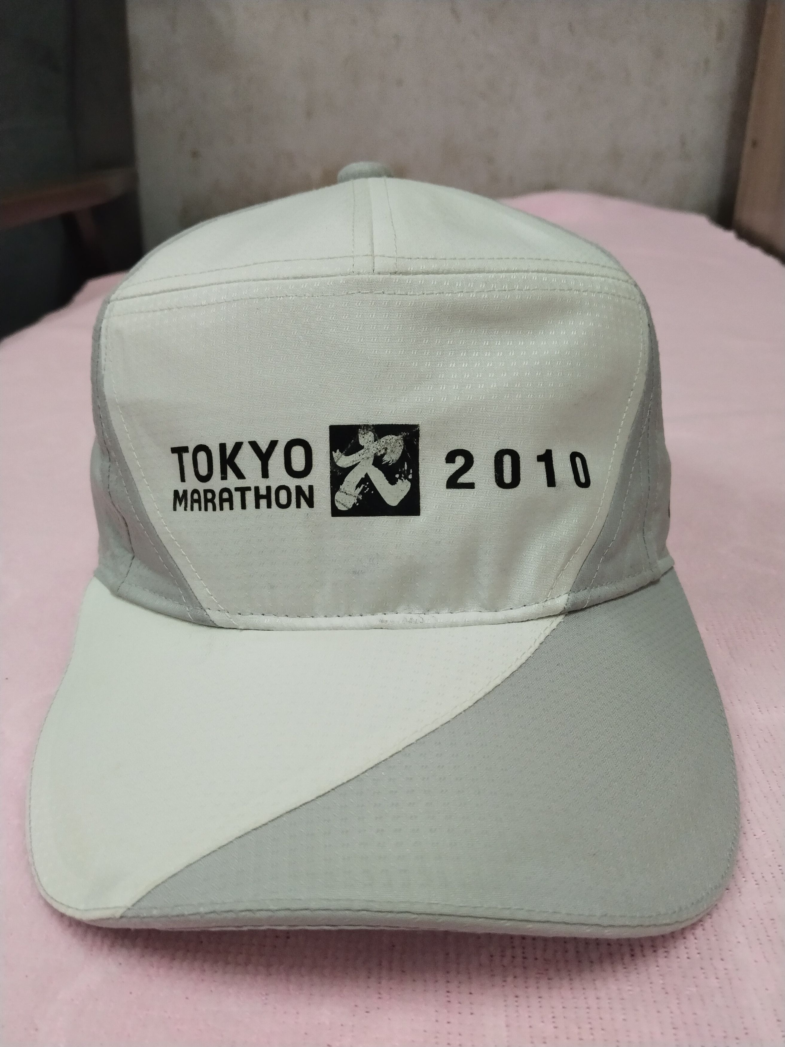 Asics VINTAGE 7 PANEL ASICS TOKYO MARATHON 2010 CAP Size ONE SIZE - 3 Thumbnail