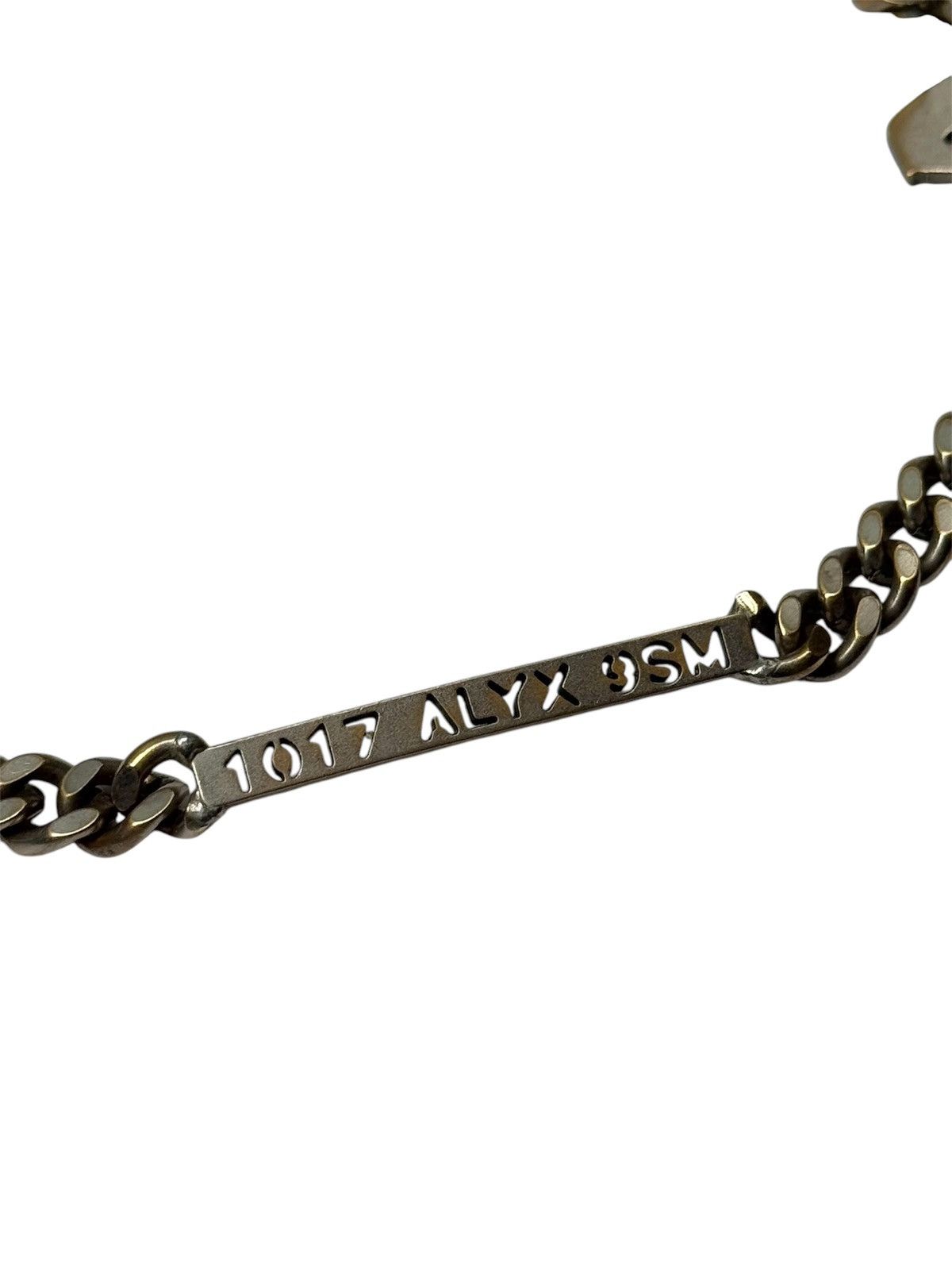 1017 ALYX 9SM Hero Chain x Nike
