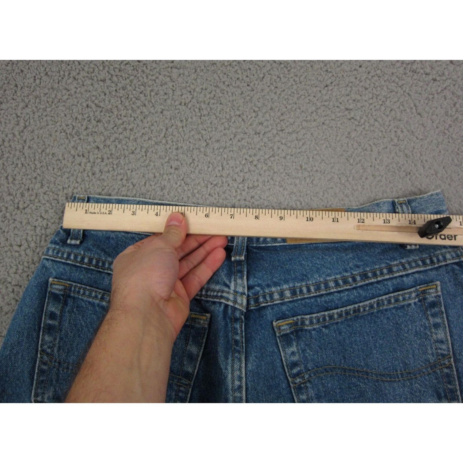 Lee Vintage Lee Jeans Womens 16 Blue 31 x 33 Lightwash Tapered Riders Made in USA Jeans Women 90s USA Men? (Error) Size 38" / US 16 / IT 52 - 6 Thumbnail